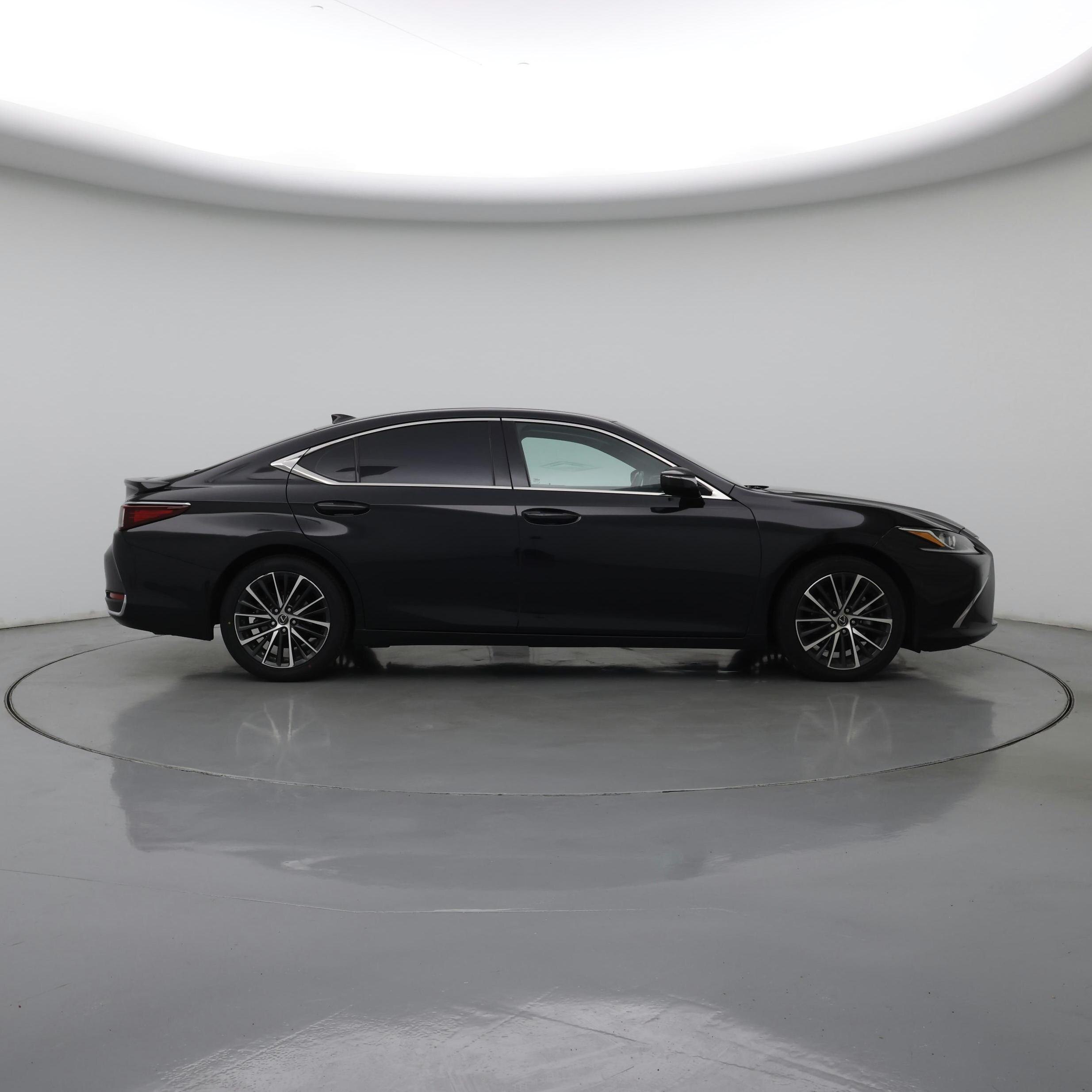 Thumbnail: 2022 Lexus ES - 7