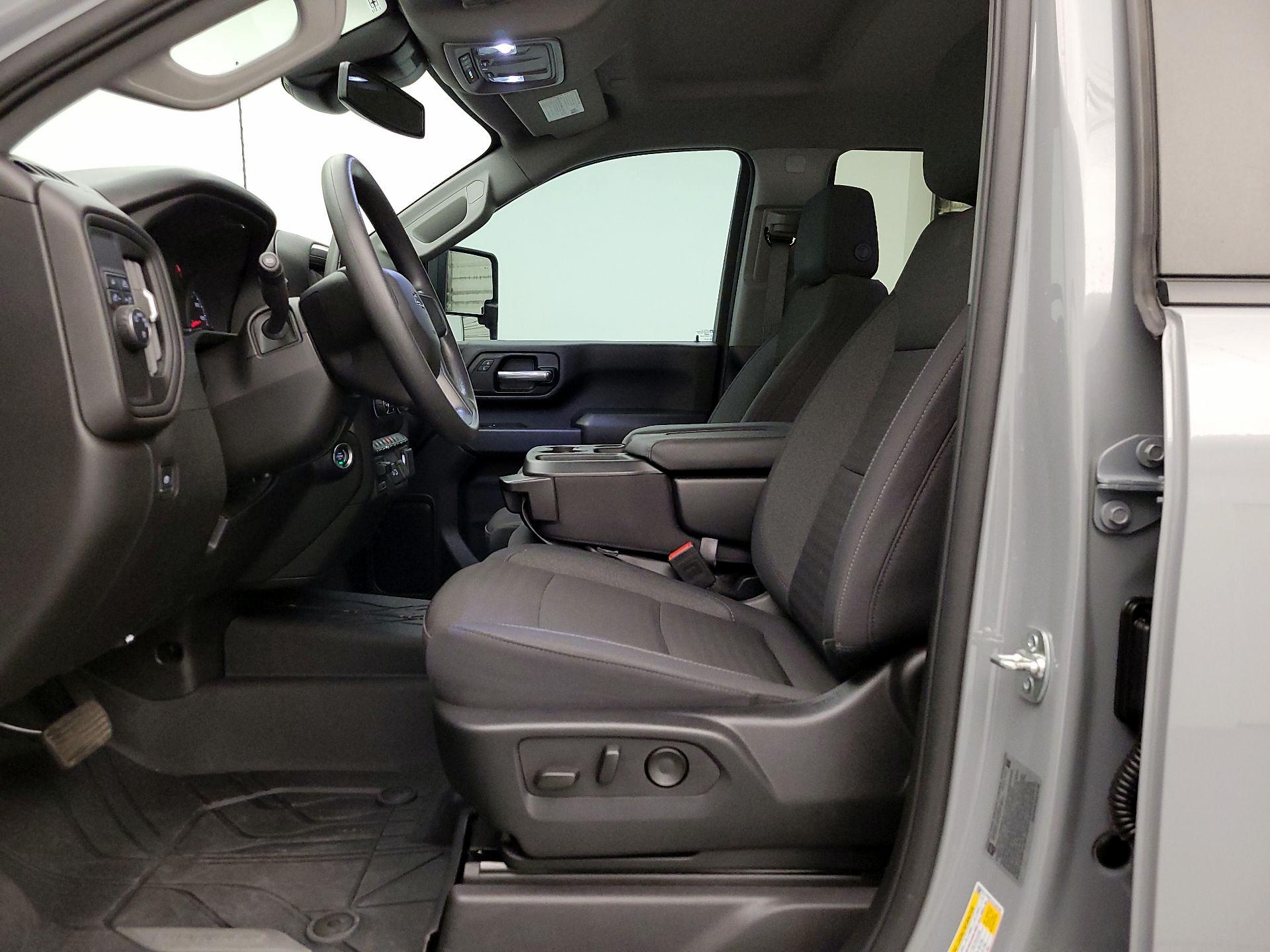 Thumbnail: 2025 Chevrolet Silverado 2500 - 11