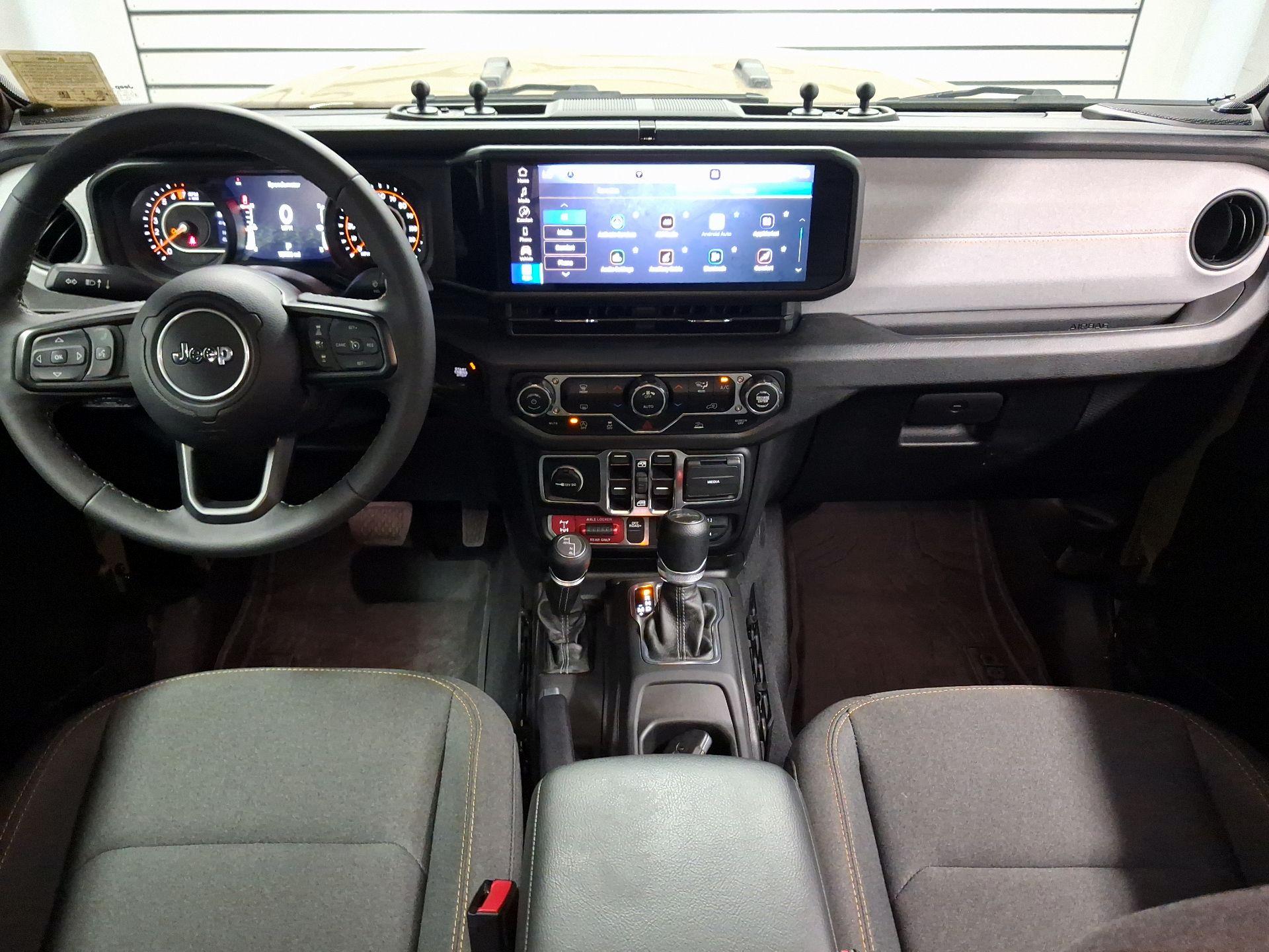 Thumbnail: 2025 Jeep Gladiator - 8