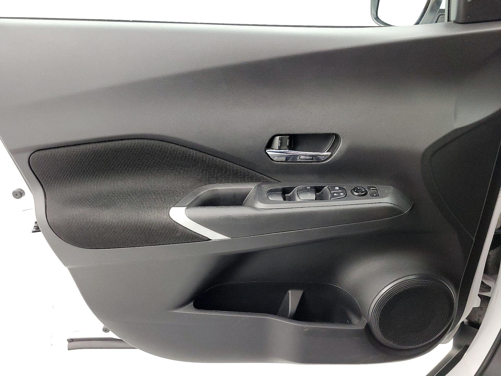 2023 Nissan Kicks SV - Photo 13