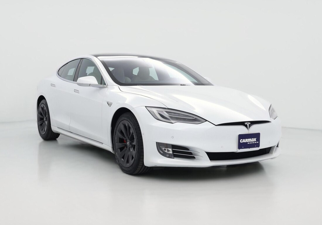 2020 Tesla Model S Performance in White — CarMax photo
