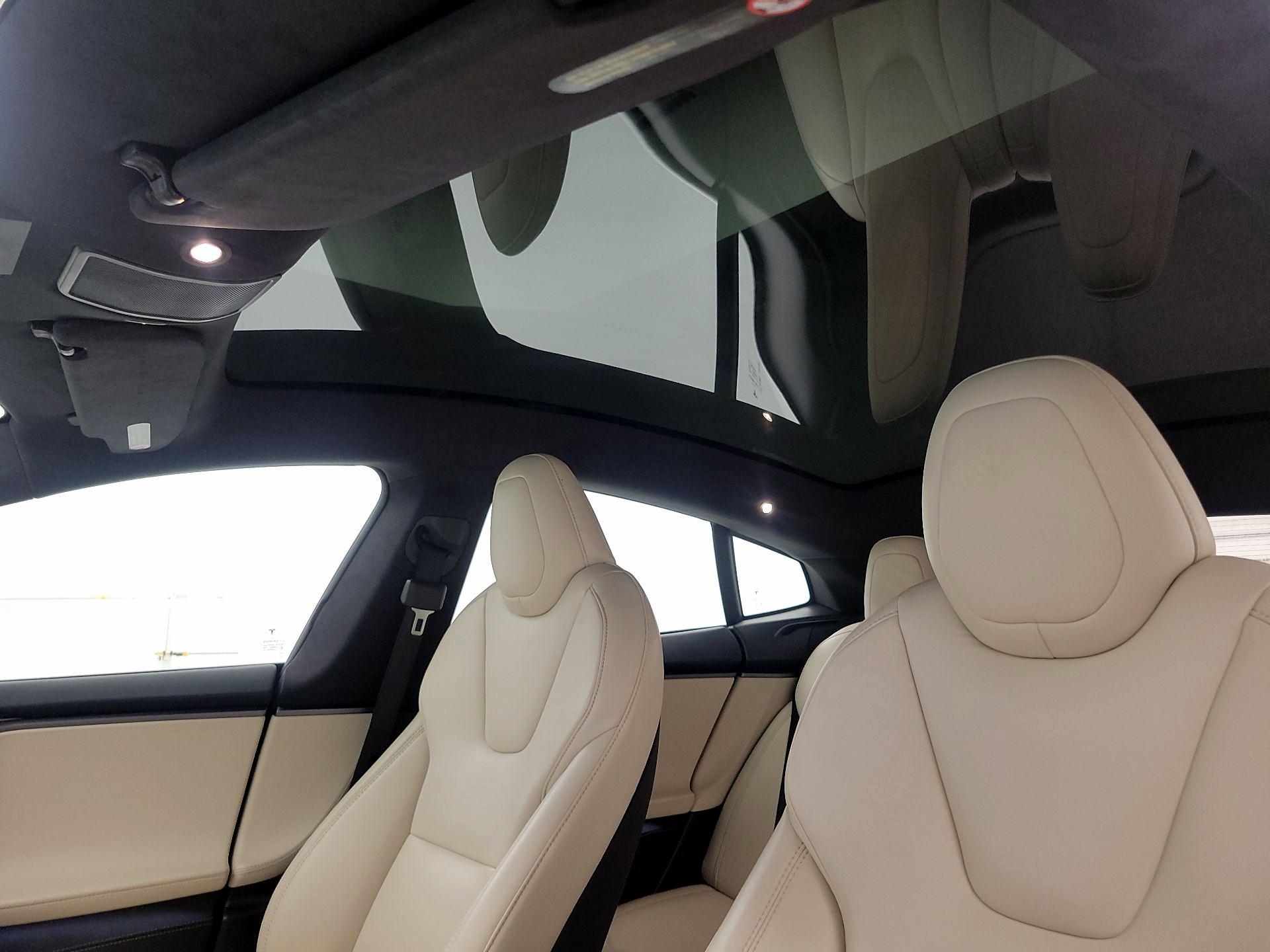Thumbnail: 2020 Tesla Model S - 19