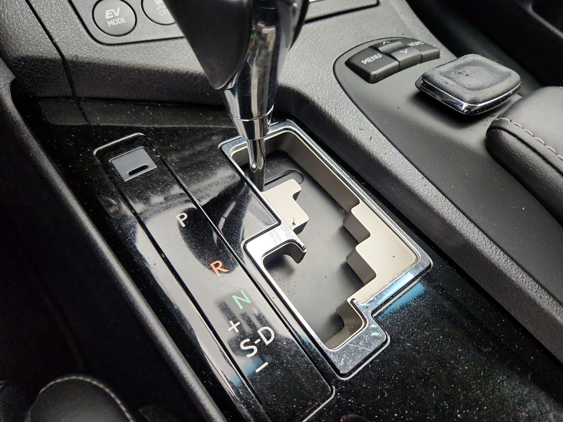 Thumbnail: 2015 Lexus ES - 17