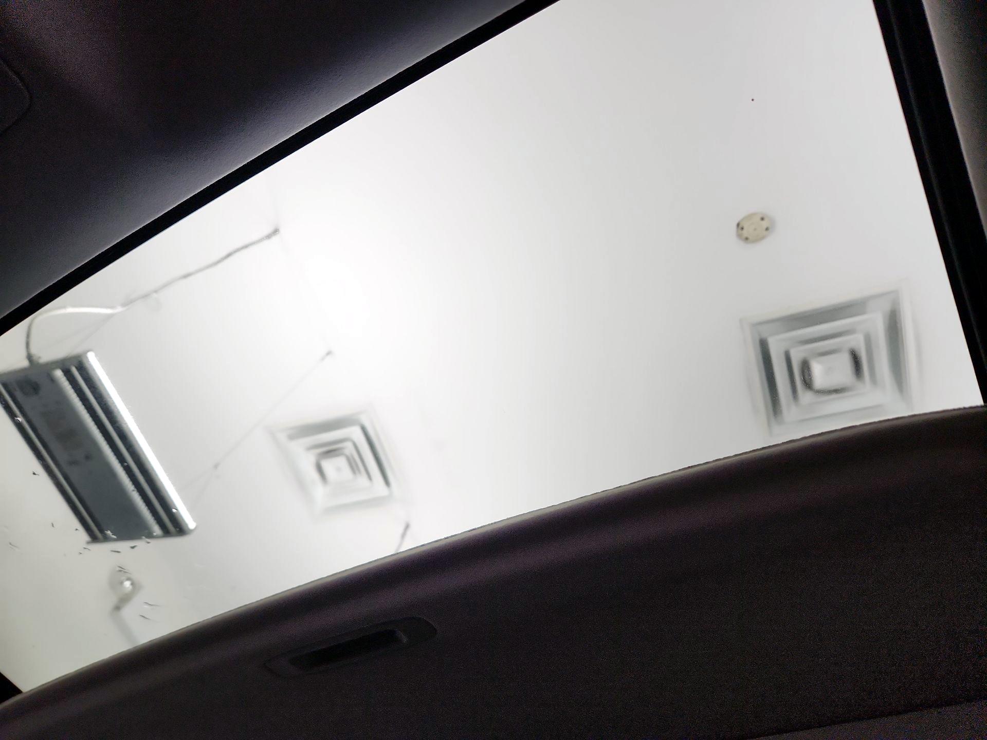 Thumbnail: 2015 Lexus ES - 18