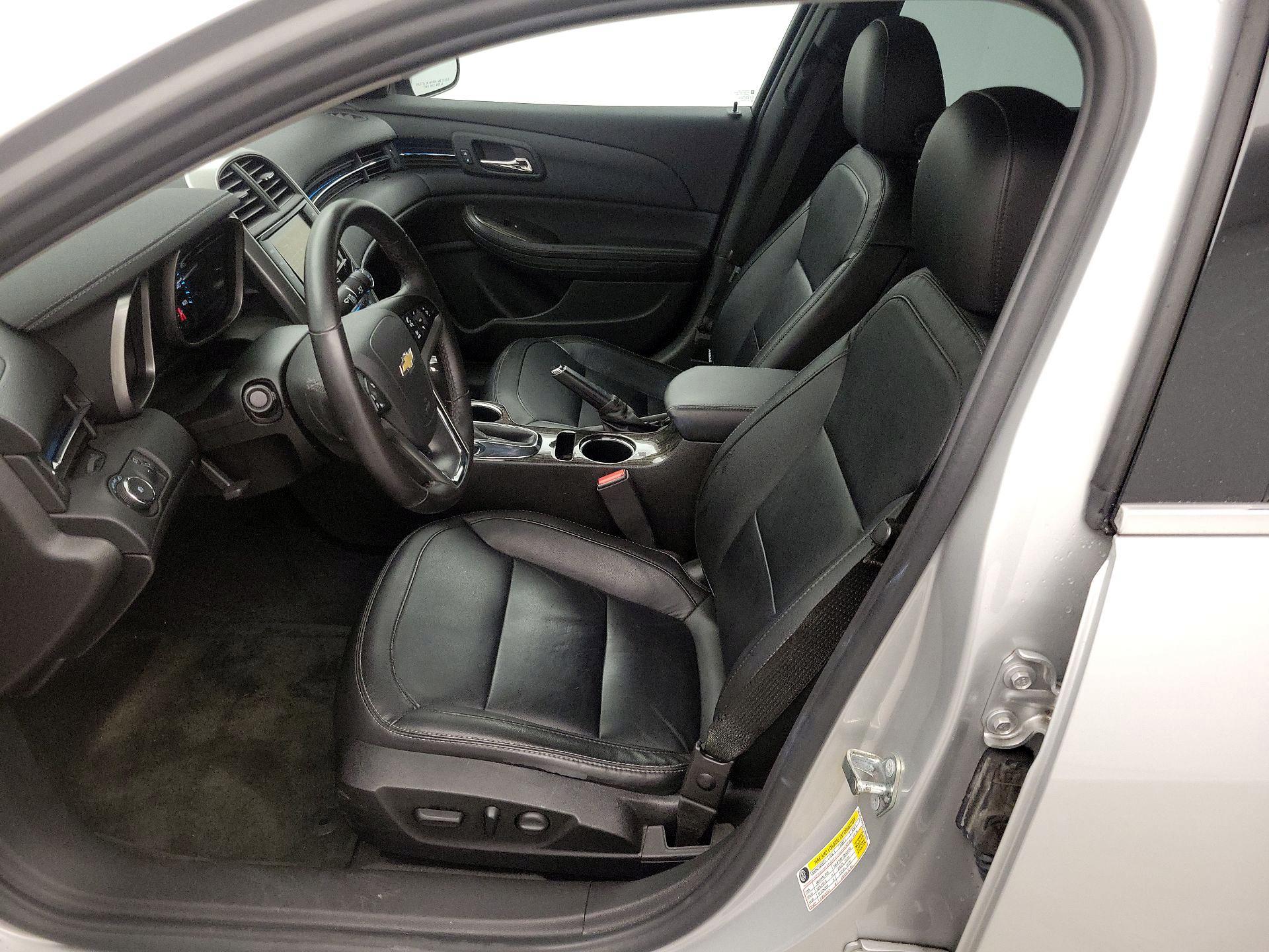 Thumbnail: 2015 Chevrolet Malibu - 11