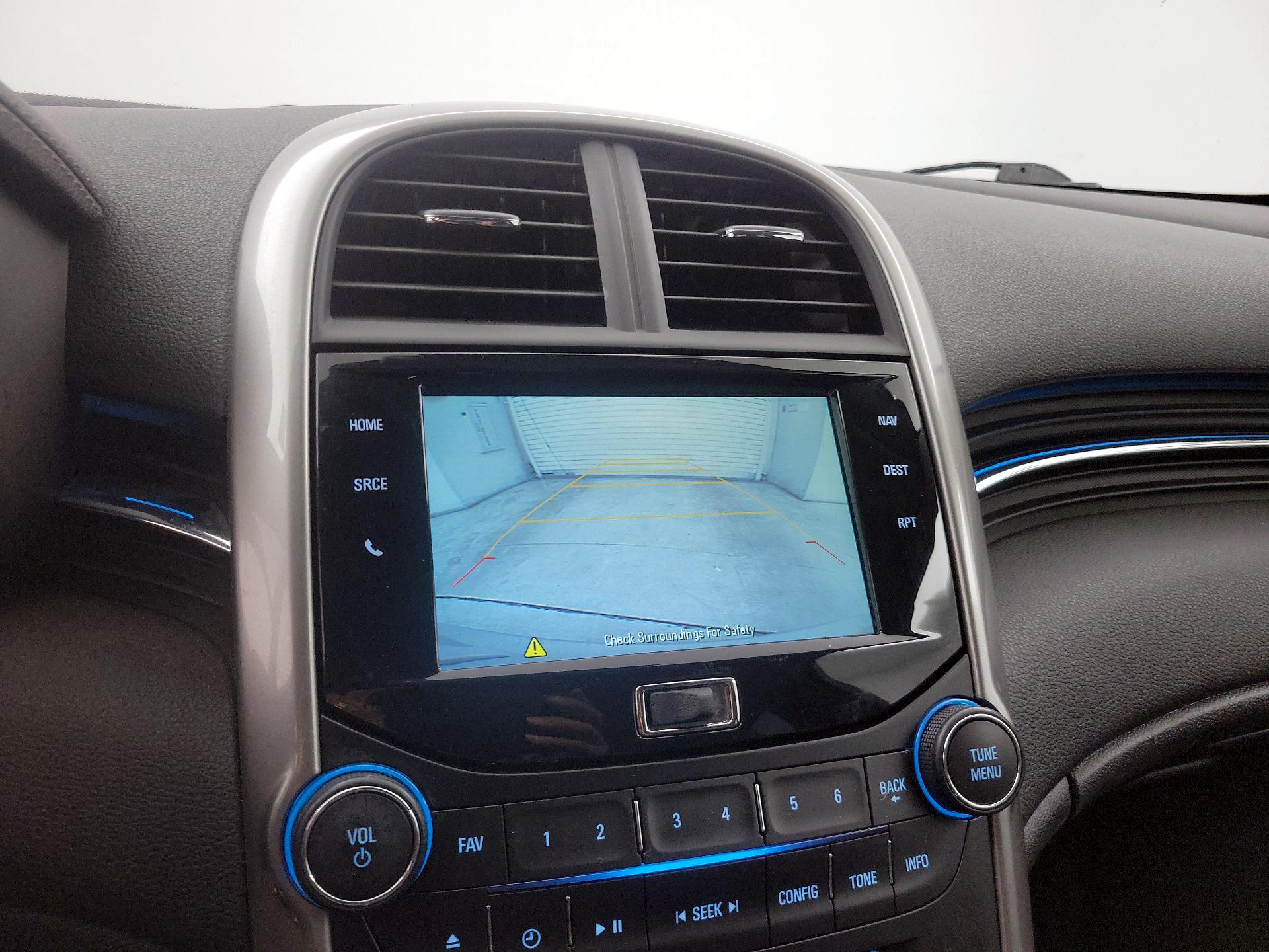 Thumbnail: 2015 Chevrolet Malibu - 15