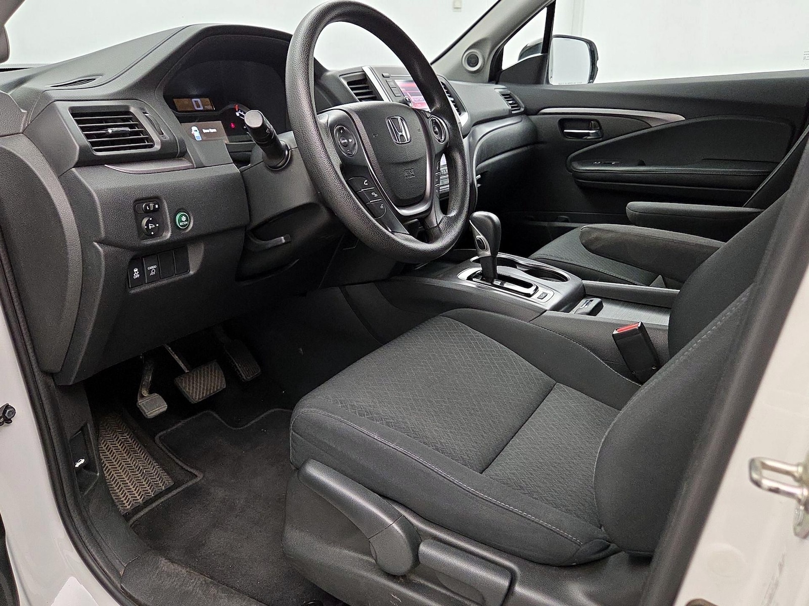 2019 Honda Ridgeline Sport - Photo 12