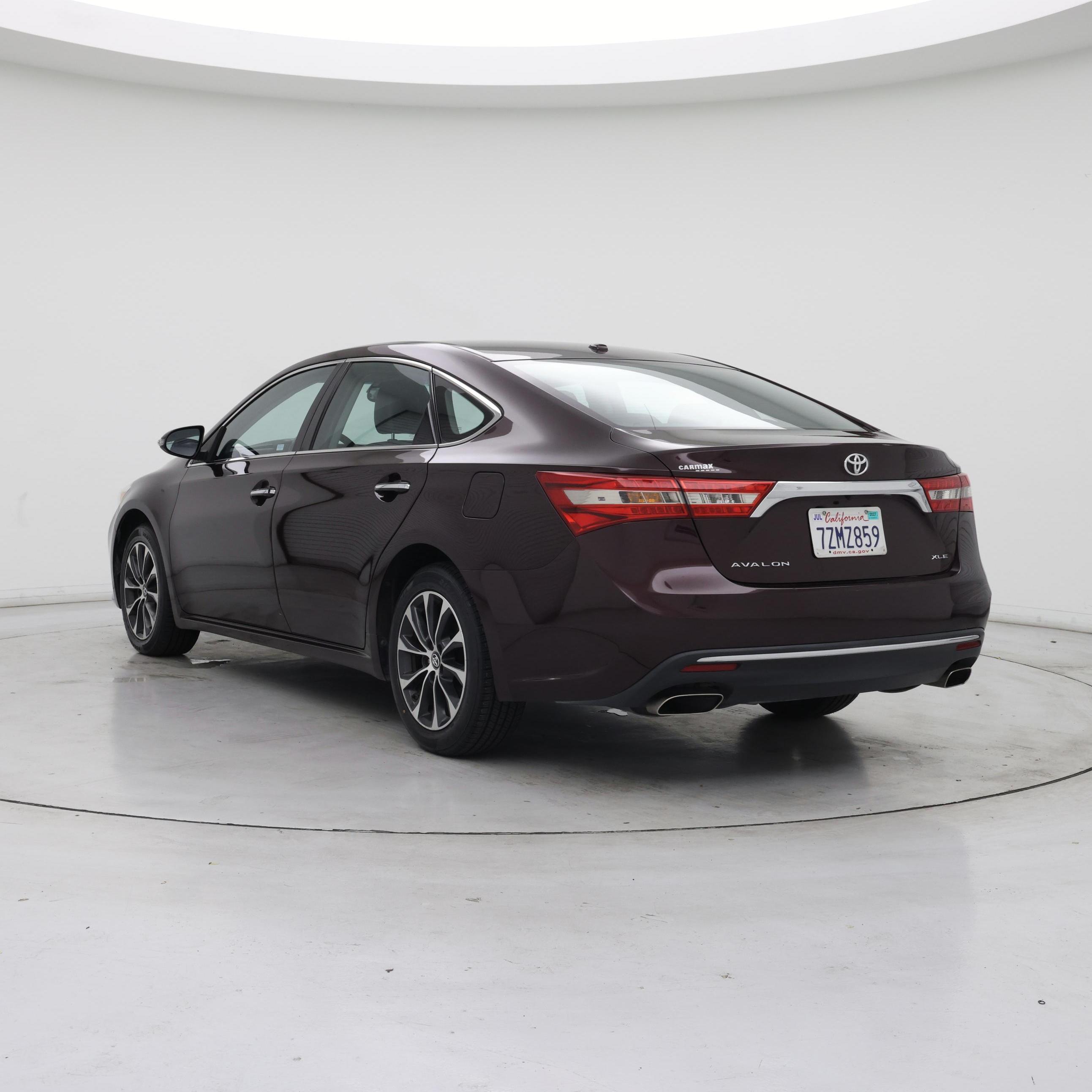 Thumbnail: 2017 Toyota Avalon - 2