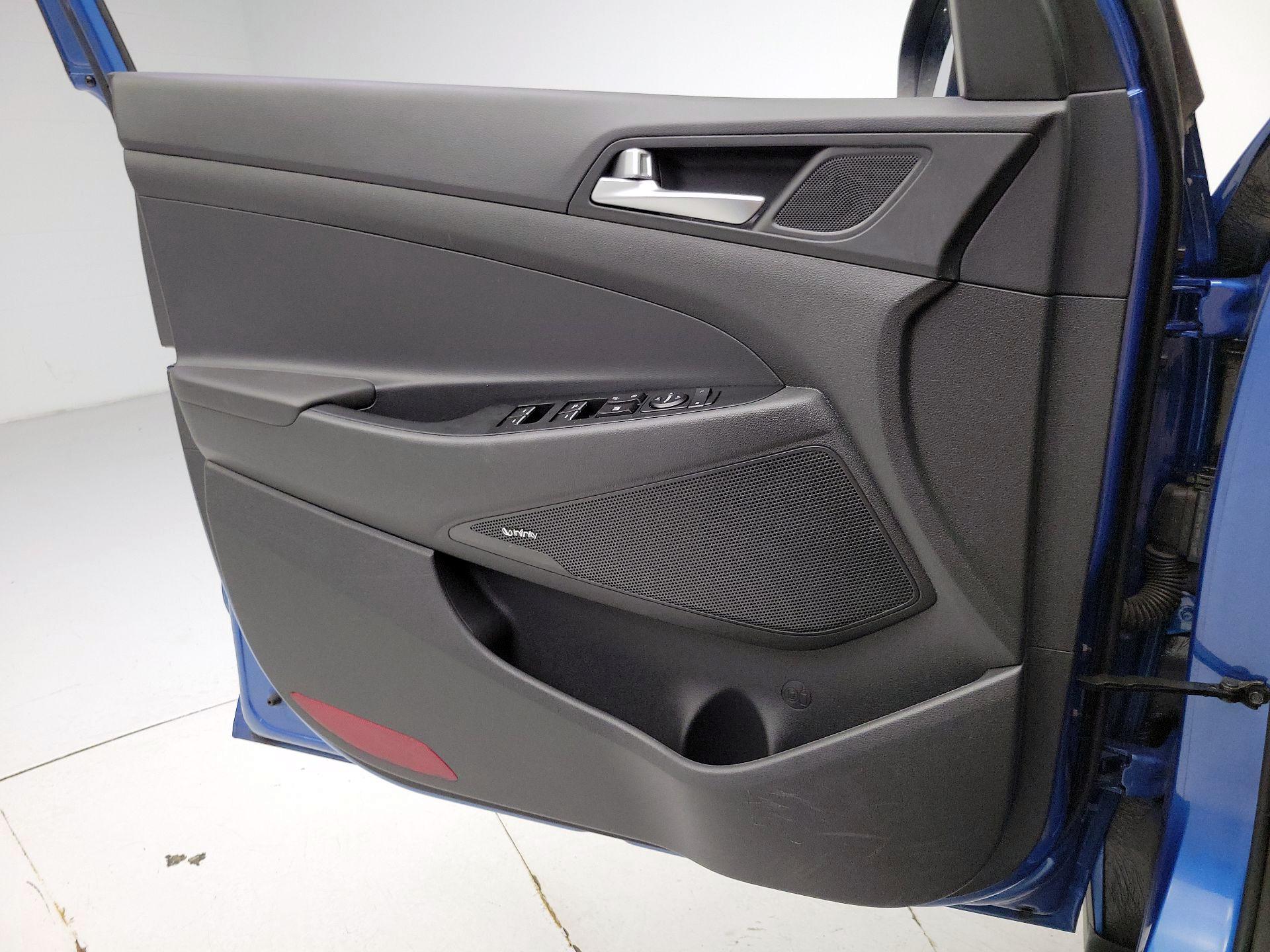 Thumbnail: 2019 Hyundai Tucson - 12