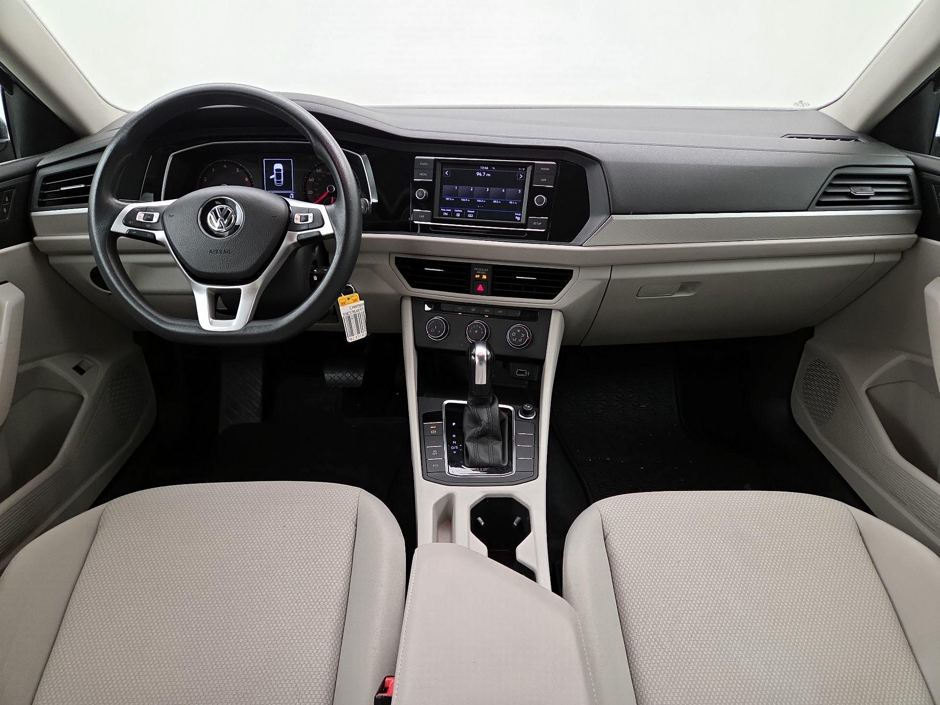 Thumbnail: 2019 Volkswagen Jetta - 9