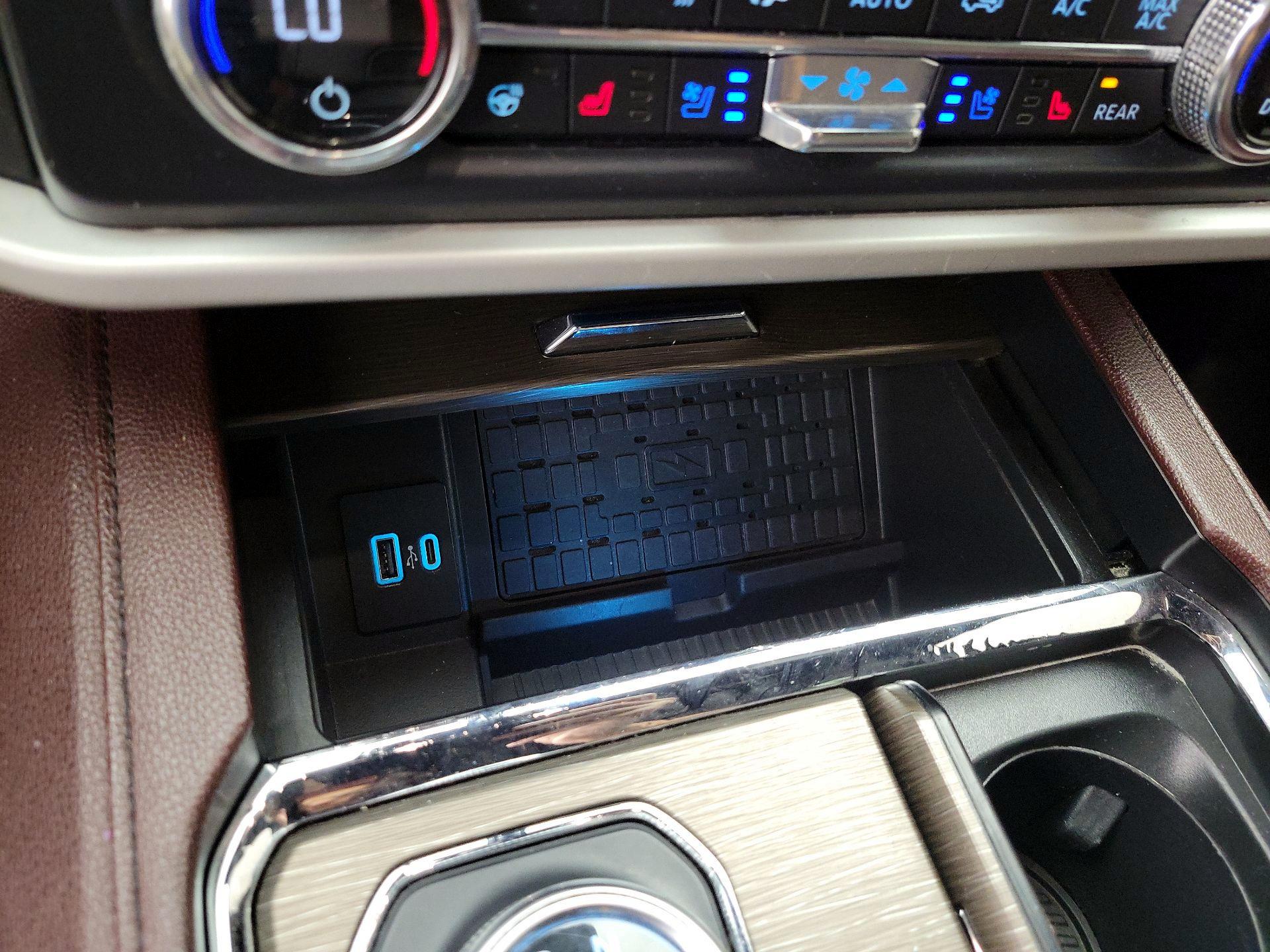 Thumbnail: 2022 Ford Expedition MAX - 19