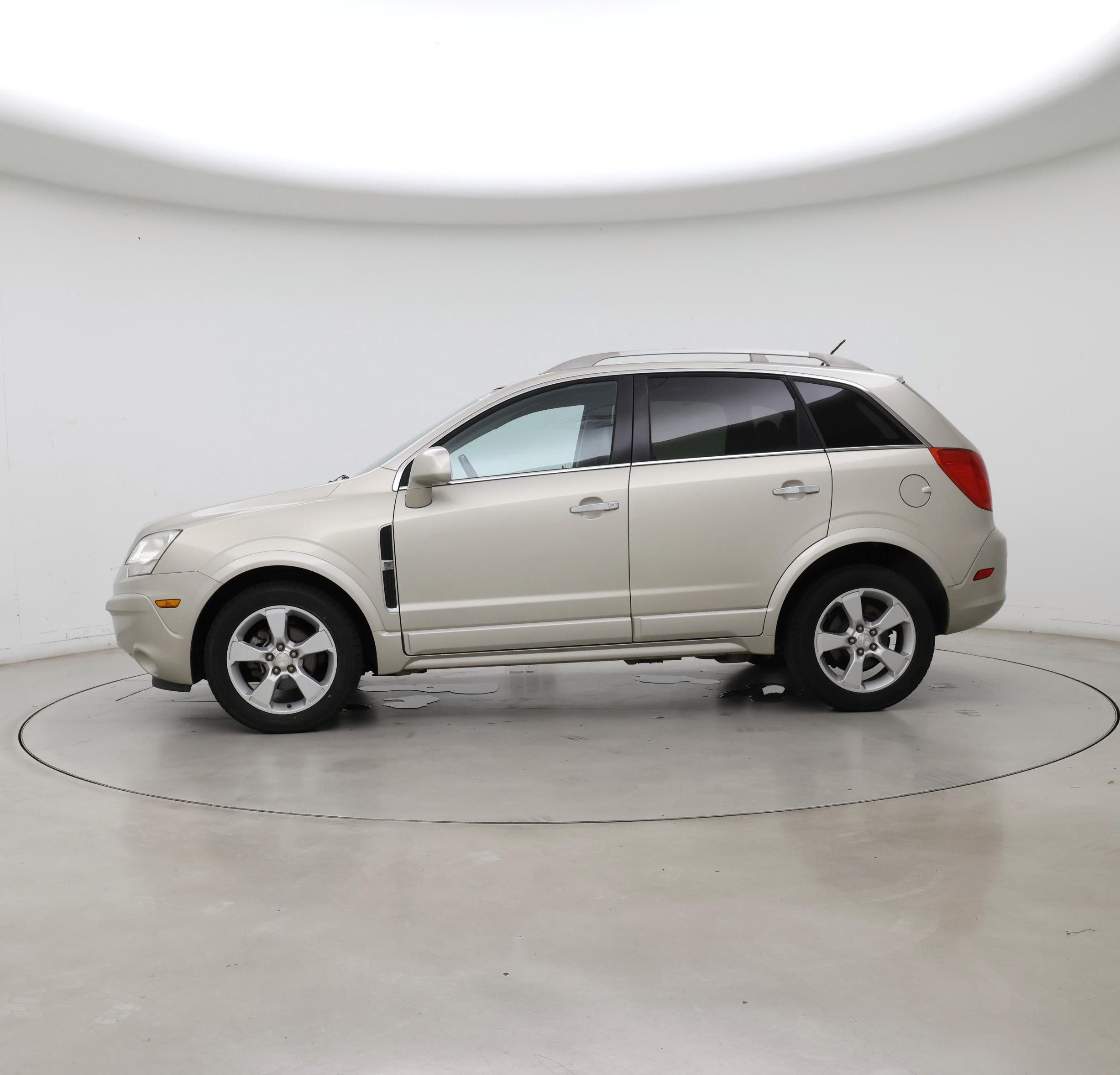 Thumbnail: 2014 Chevrolet Captiva Sport - 3