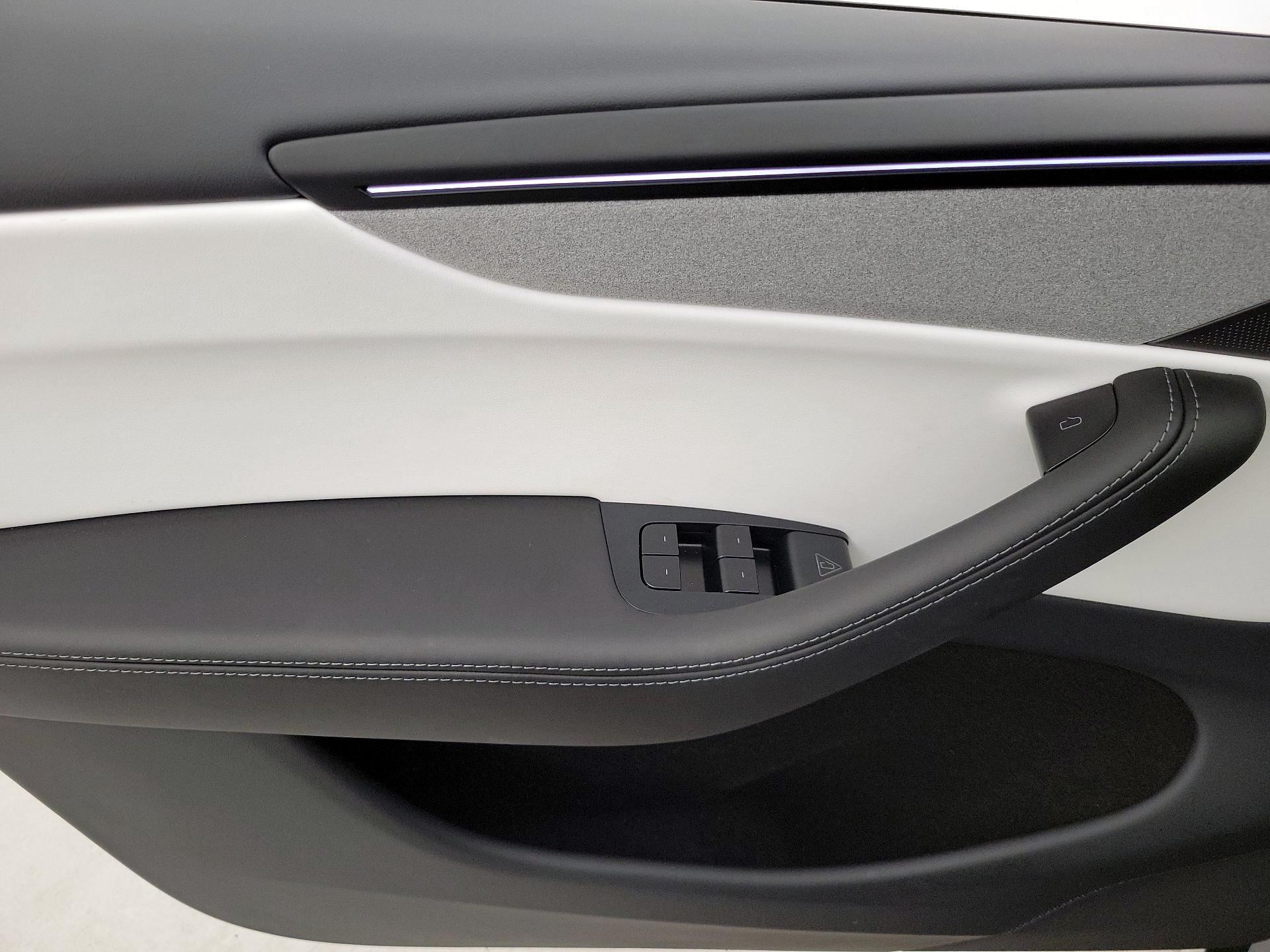 Thumbnail: 2026 Tesla Model Y - 12