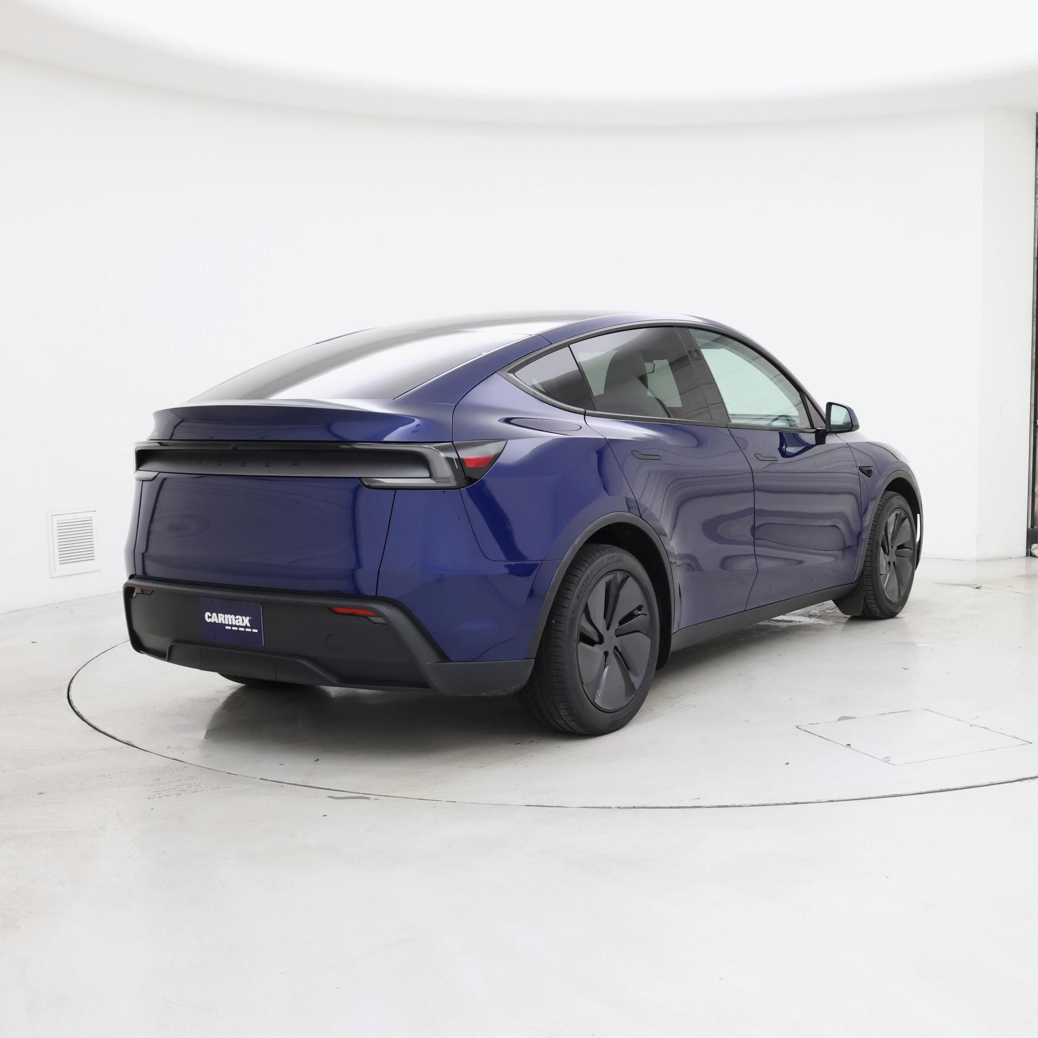 Thumbnail: 2026 Tesla Model Y - 8