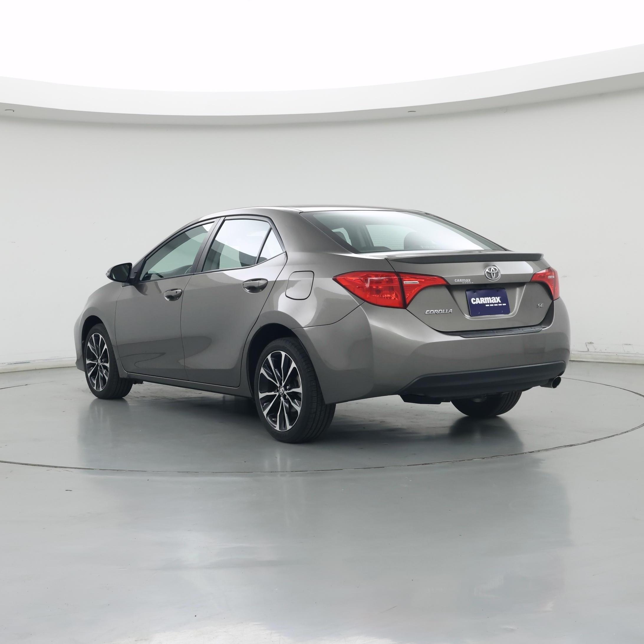 Thumbnail: 2017 Toyota Corolla - 2
