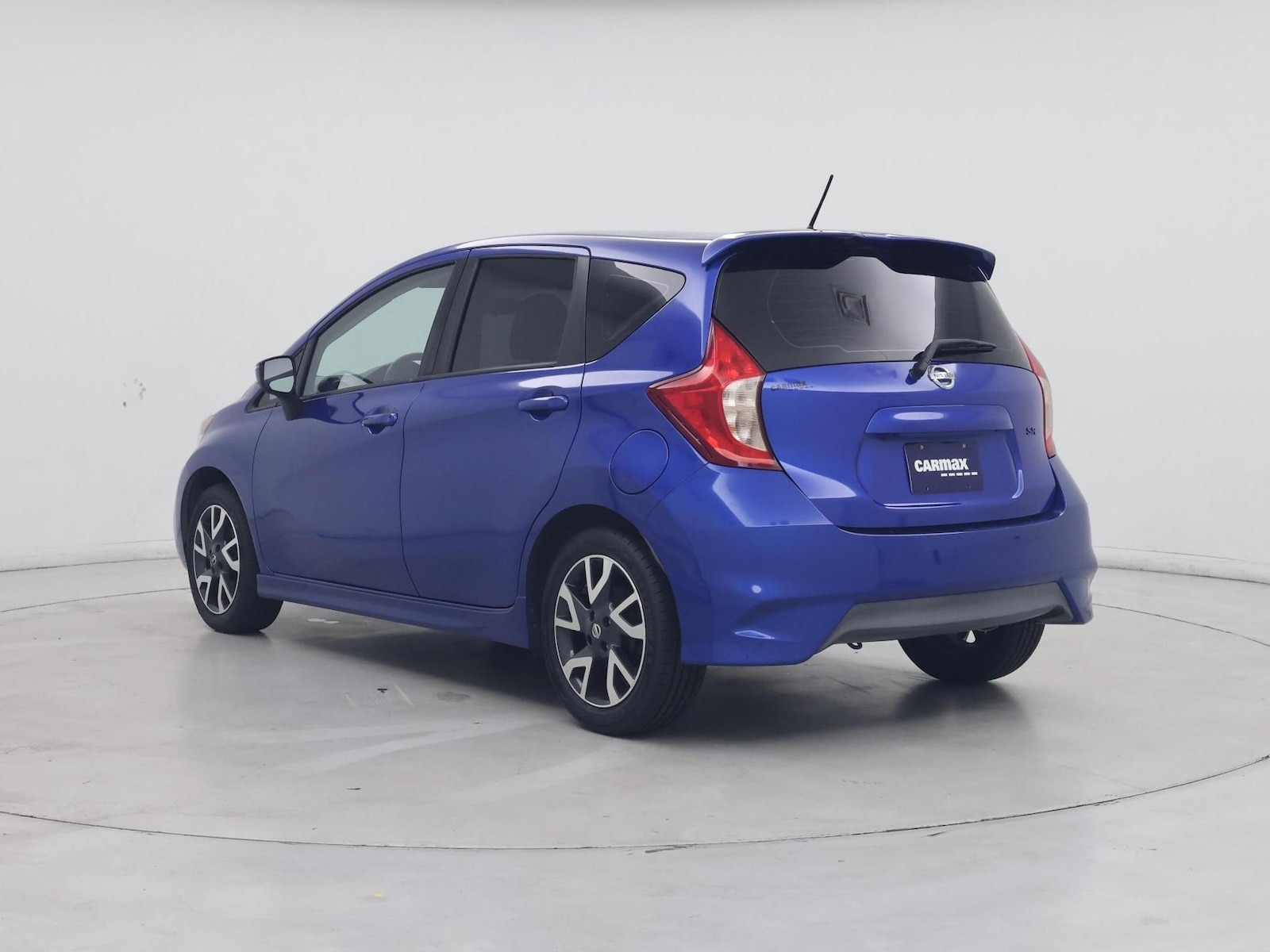 2017 Nissan Versa Note SR - Photo 3