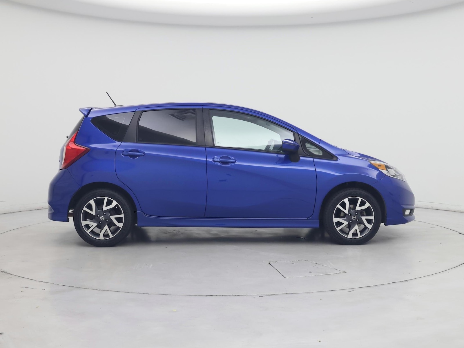 2017 Nissan Versa Note SR - Photo 8