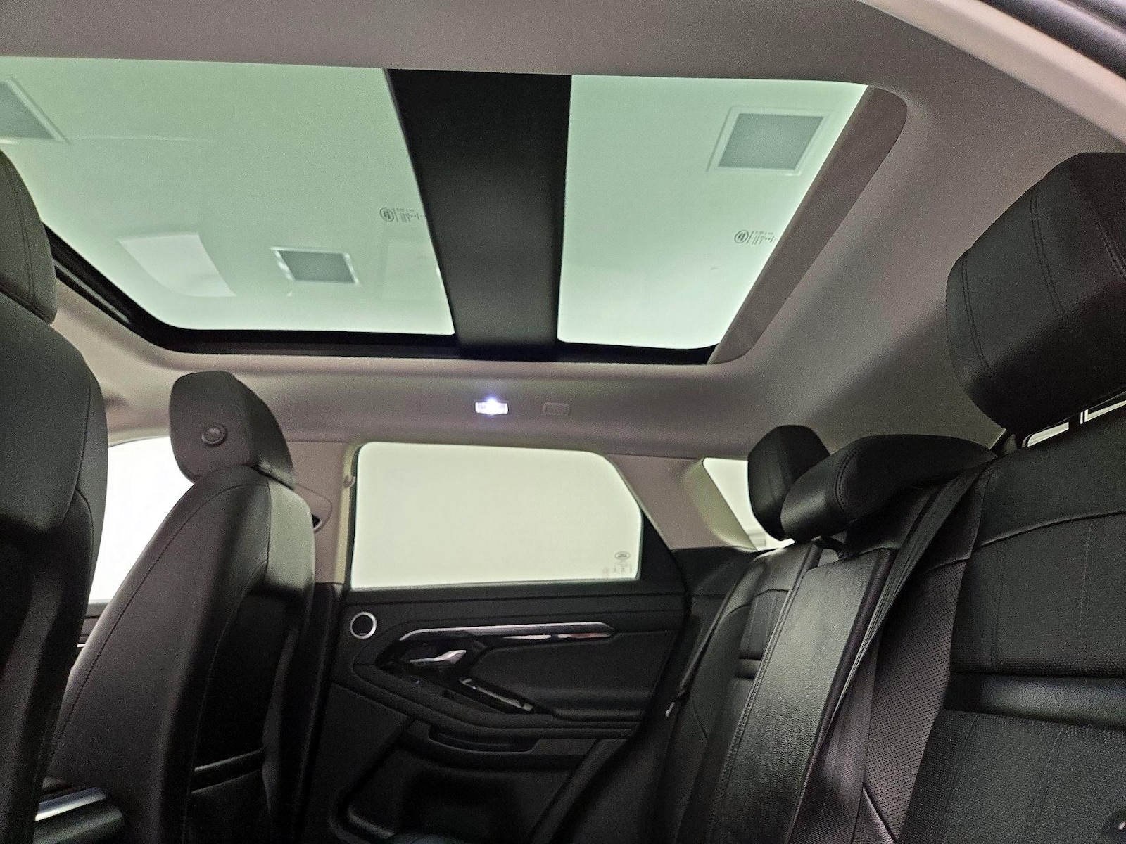 2020 Land Rover Range Rover Evoque S - Photo 26