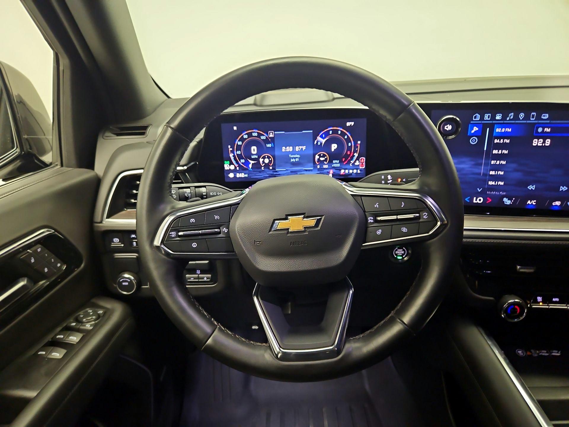 Thumbnail: 2025 Chevrolet Suburban - 10