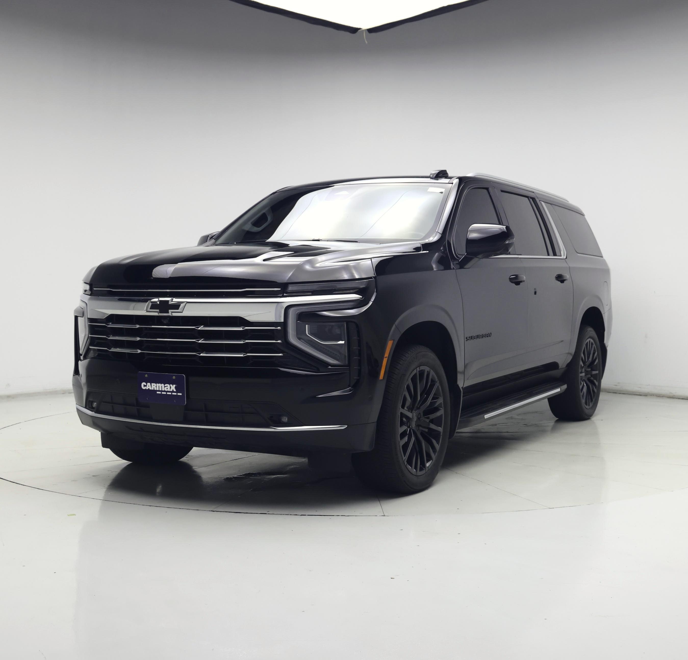 Thumbnail: 2025 Chevrolet Suburban - 4