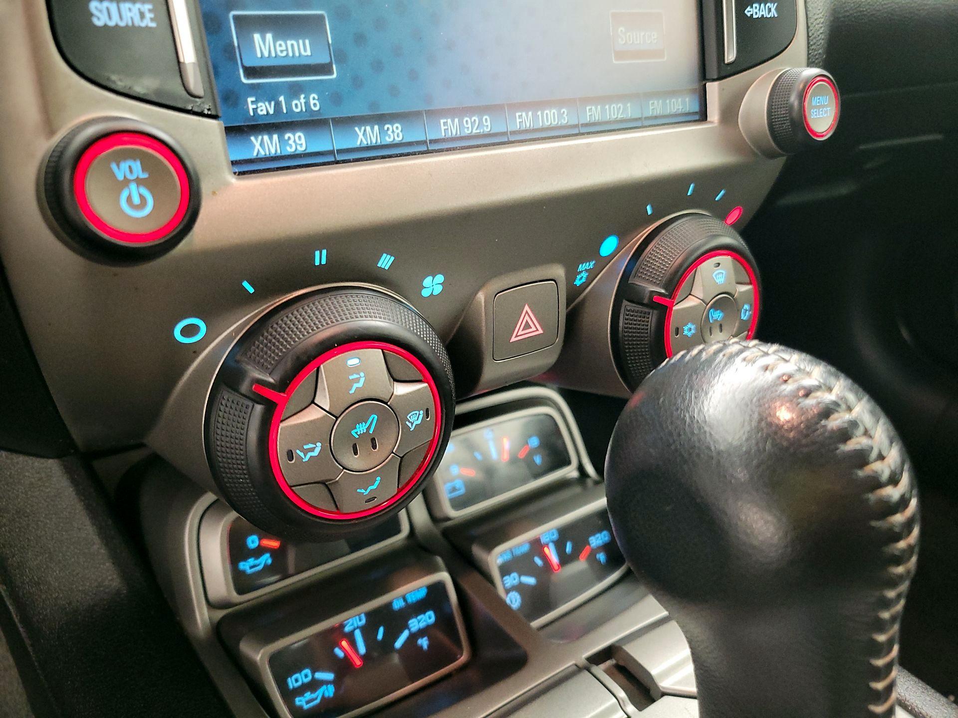 Thumbnail: 2014 Chevrolet Camaro - 16