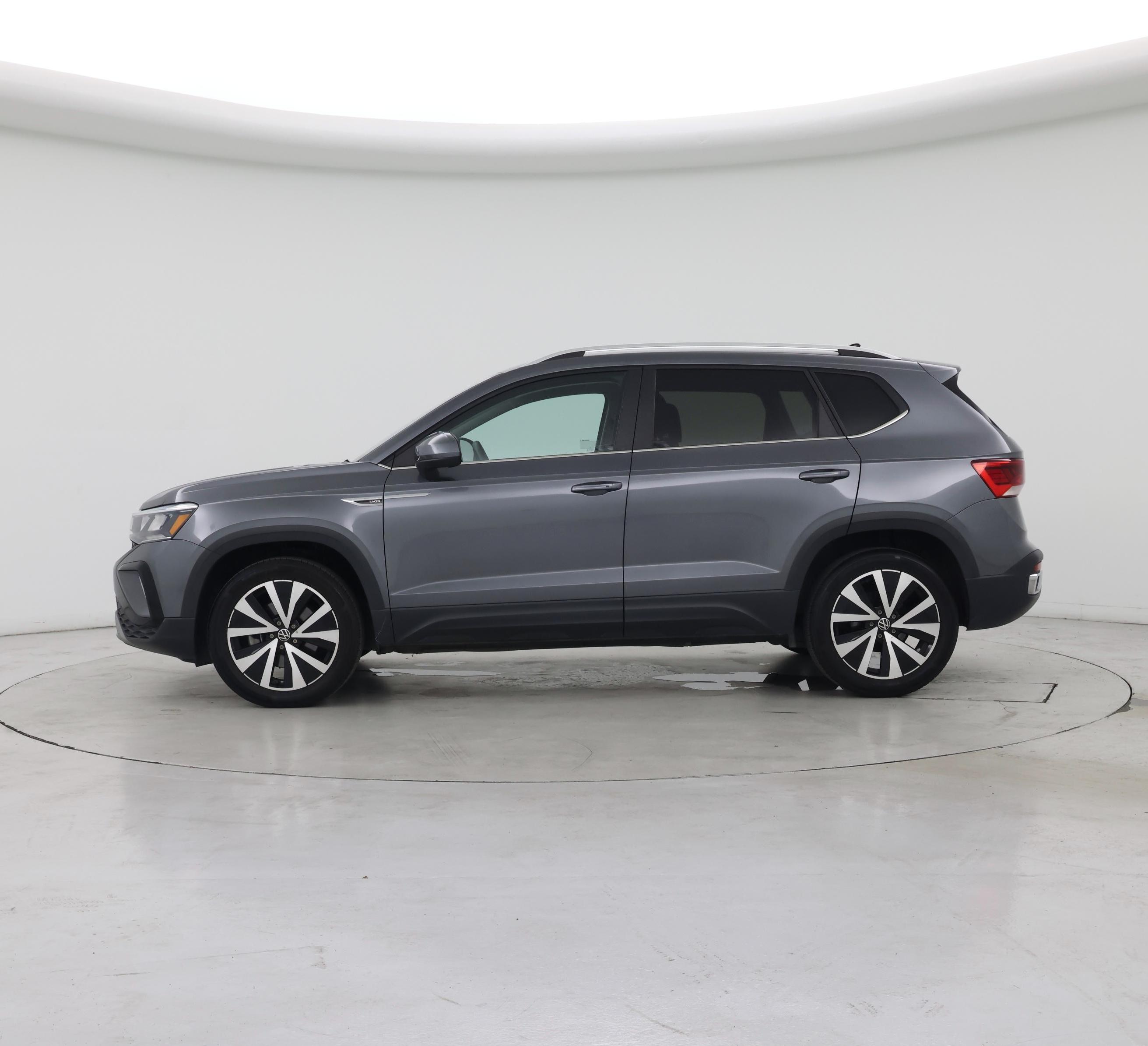 Thumbnail: 2022 Volkswagen Taos - 3