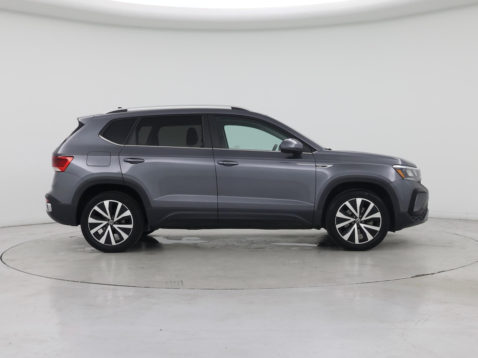 2022 Volkswagen Taos SE - Photo 8