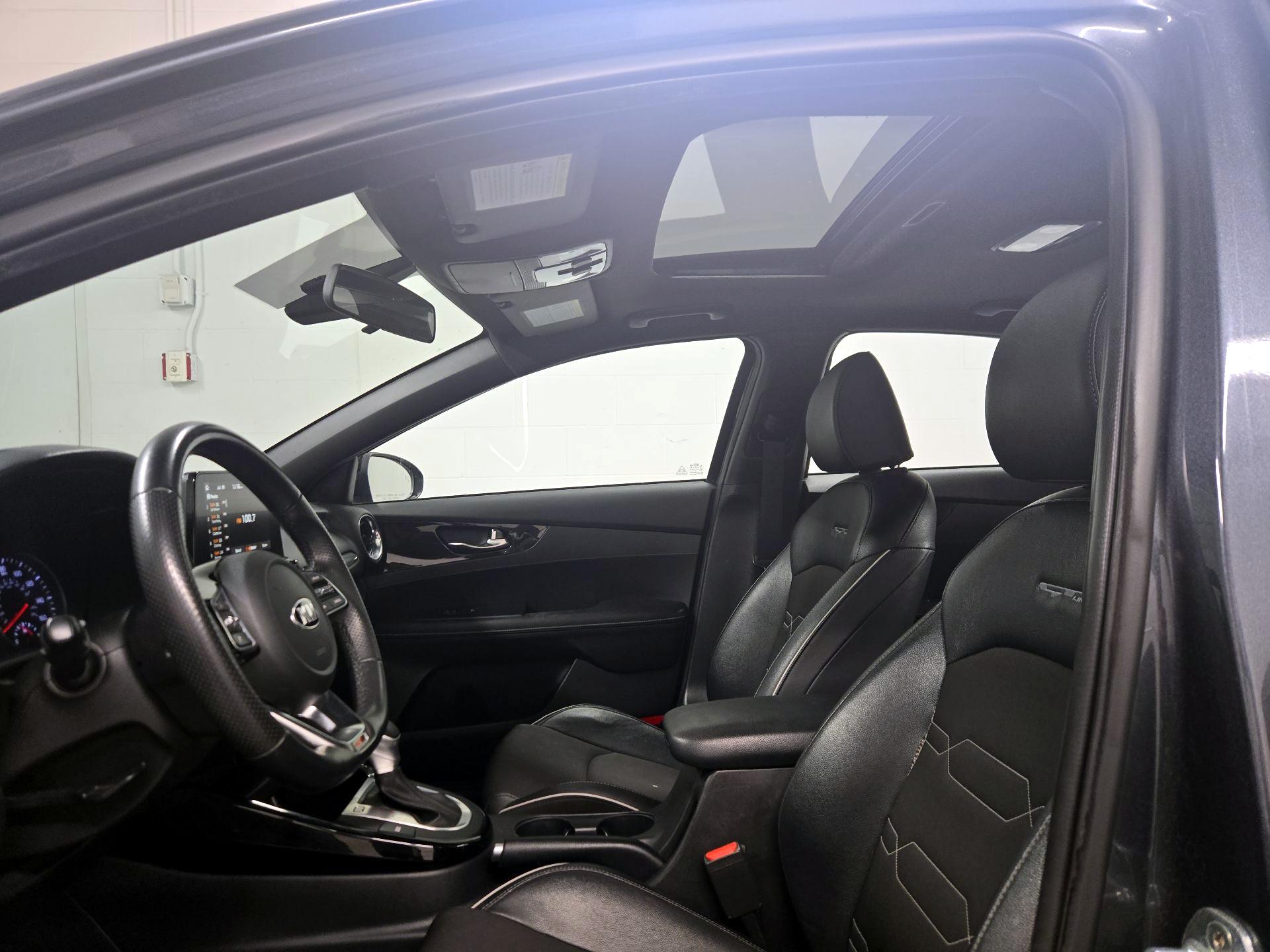 Thumbnail: 2021 Kia Forte - 19