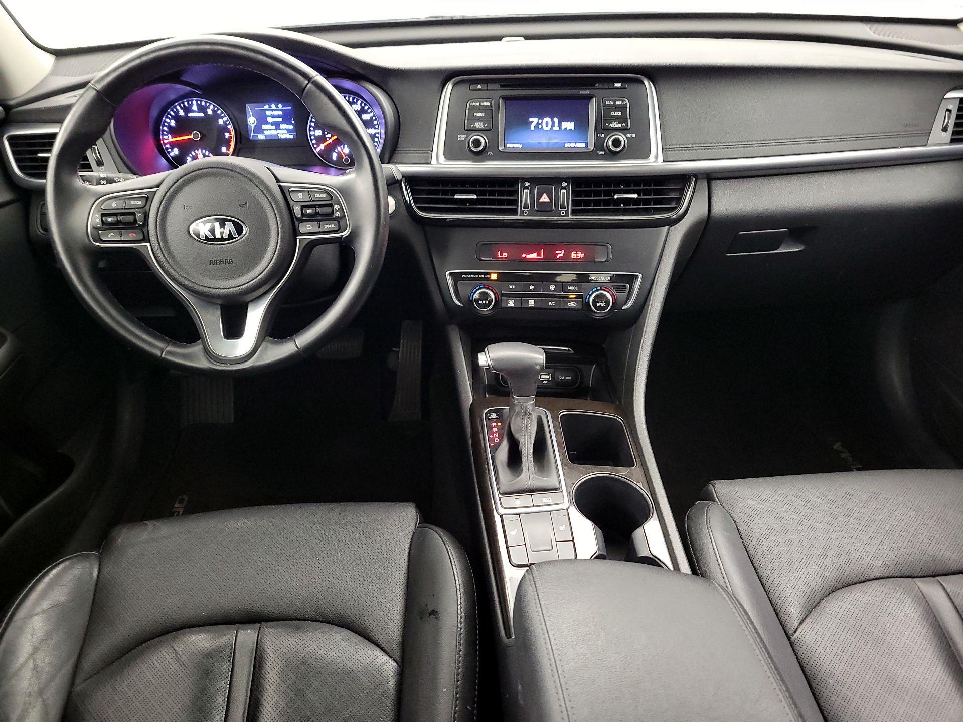 Thumbnail: 2016 Kia Optima - 9