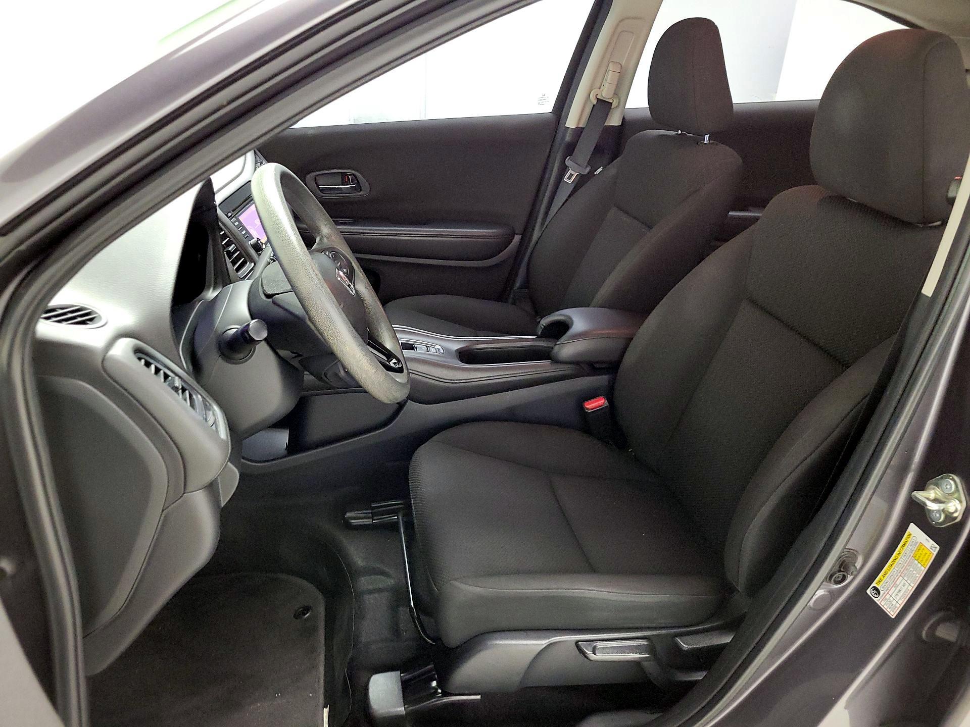 Thumbnail: 2018 Honda HR-V - 11