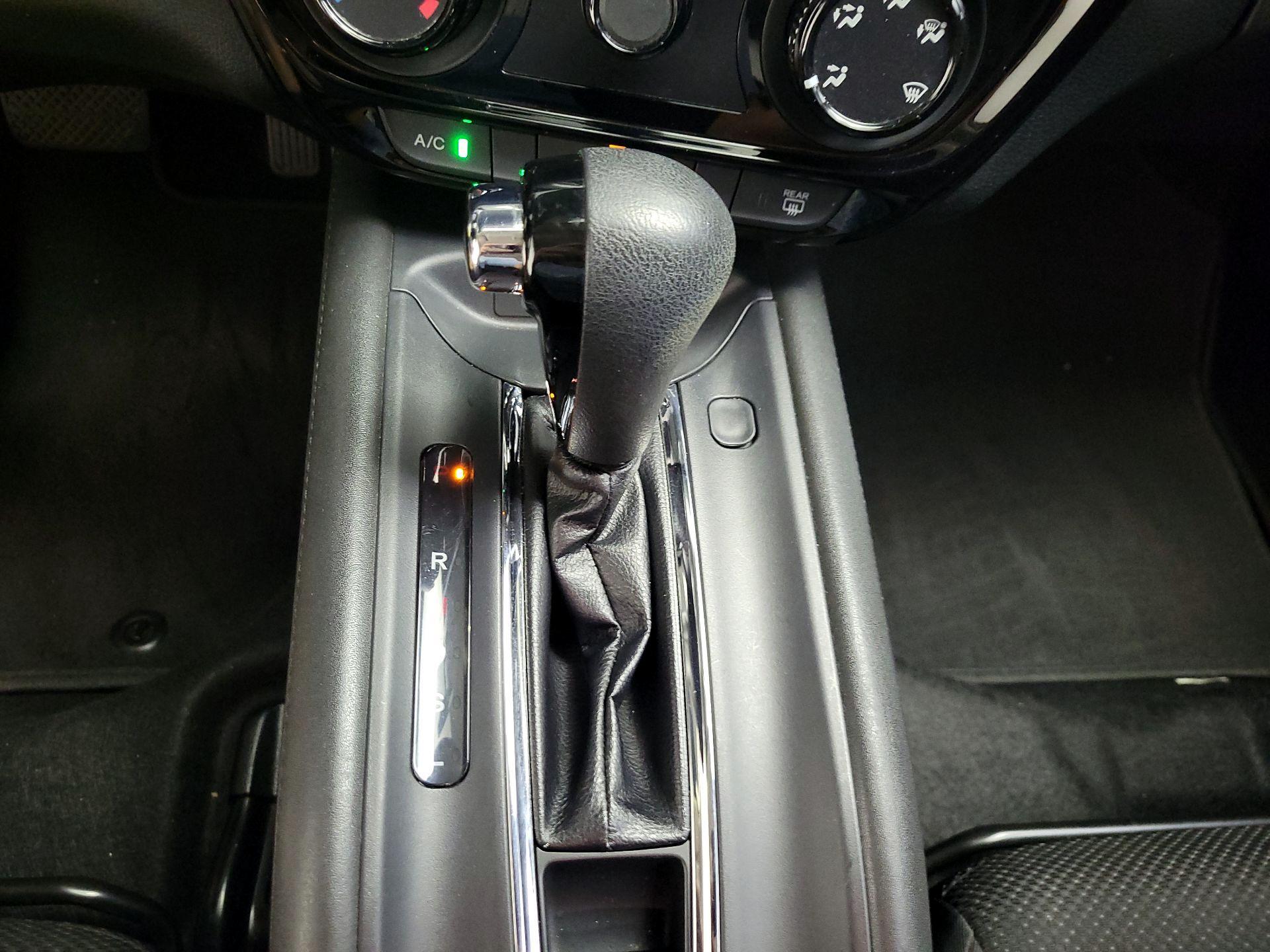 Thumbnail: 2018 Honda HR-V - 17
