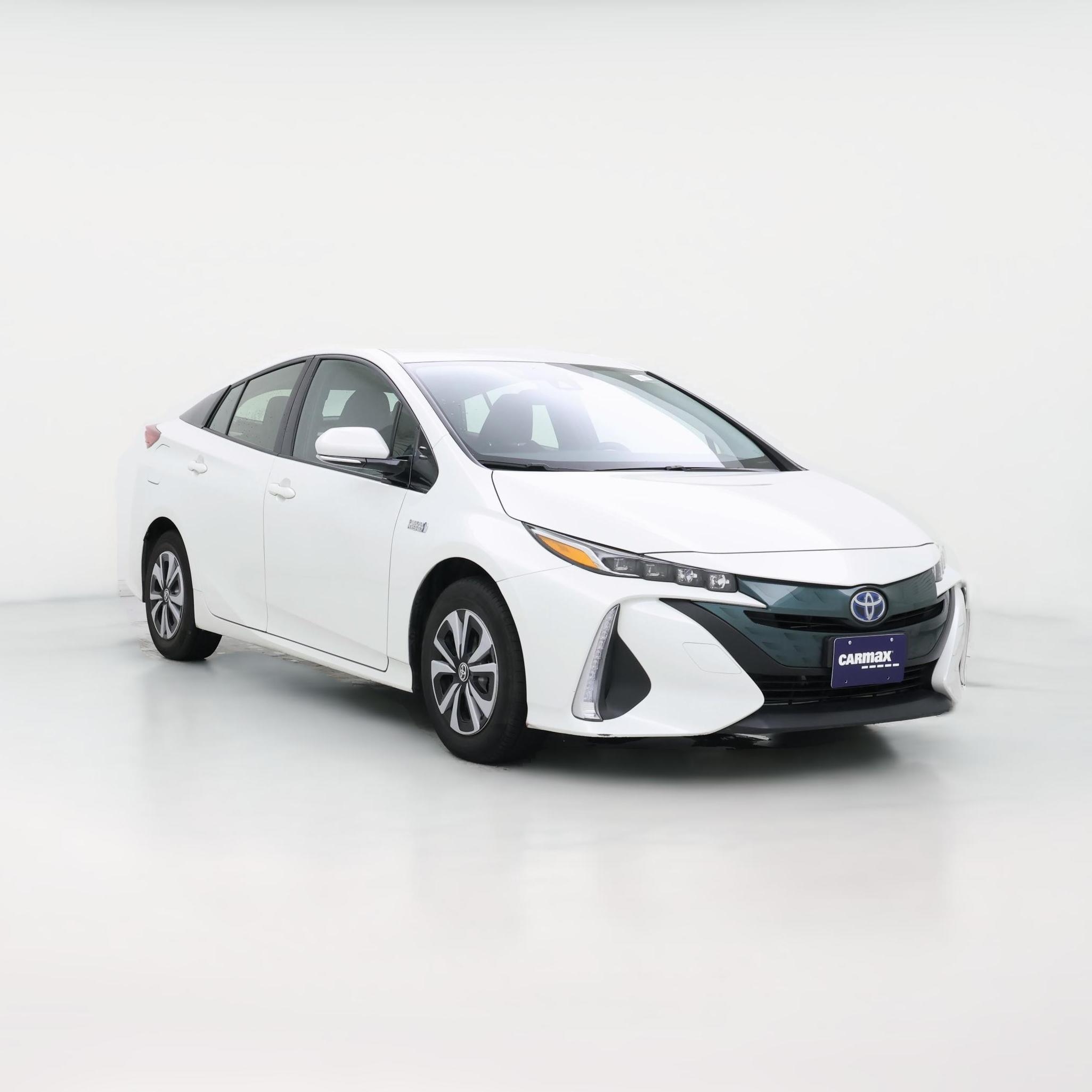 Thumbnail: 2017 Toyota Prius Prime - 1