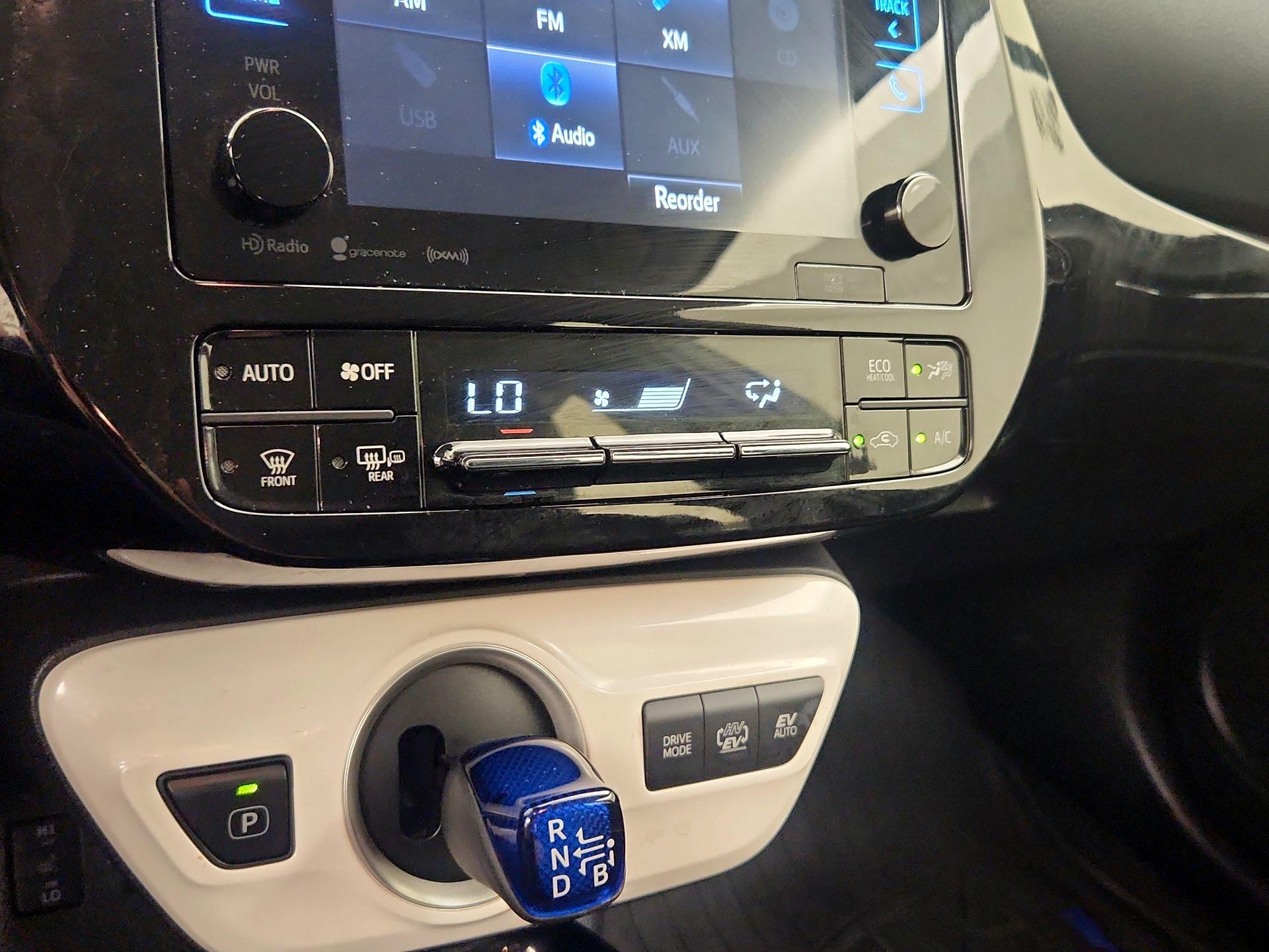 Thumbnail: 2017 Toyota Prius Prime - 16