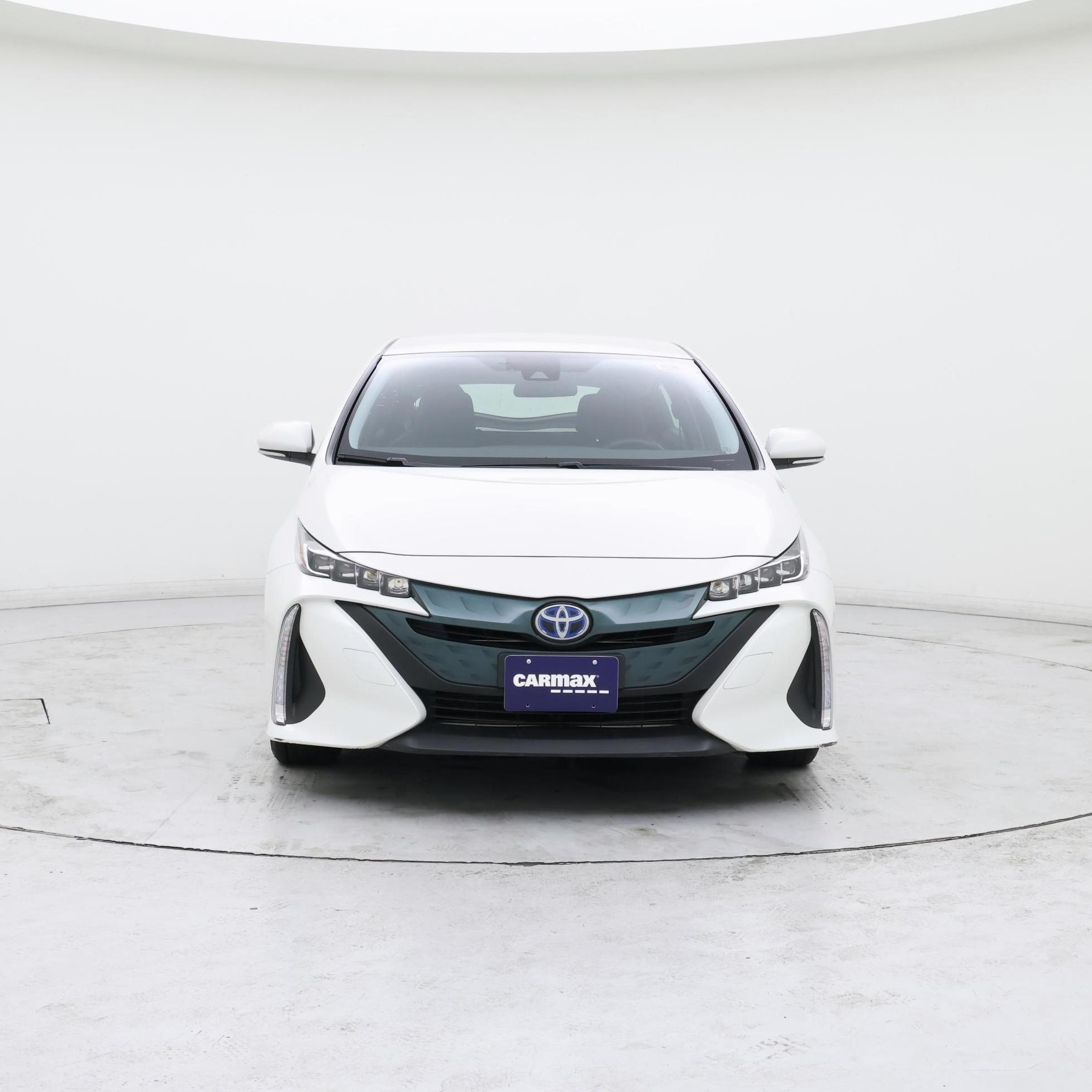 Thumbnail: 2017 Toyota Prius Prime - 5