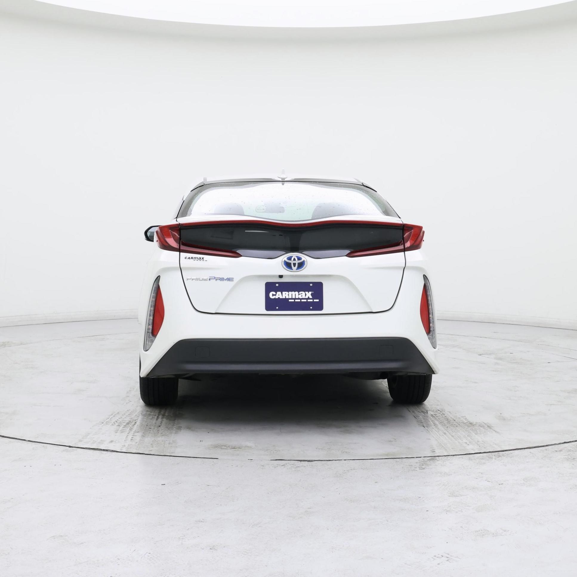 Thumbnail: 2017 Toyota Prius Prime - 6