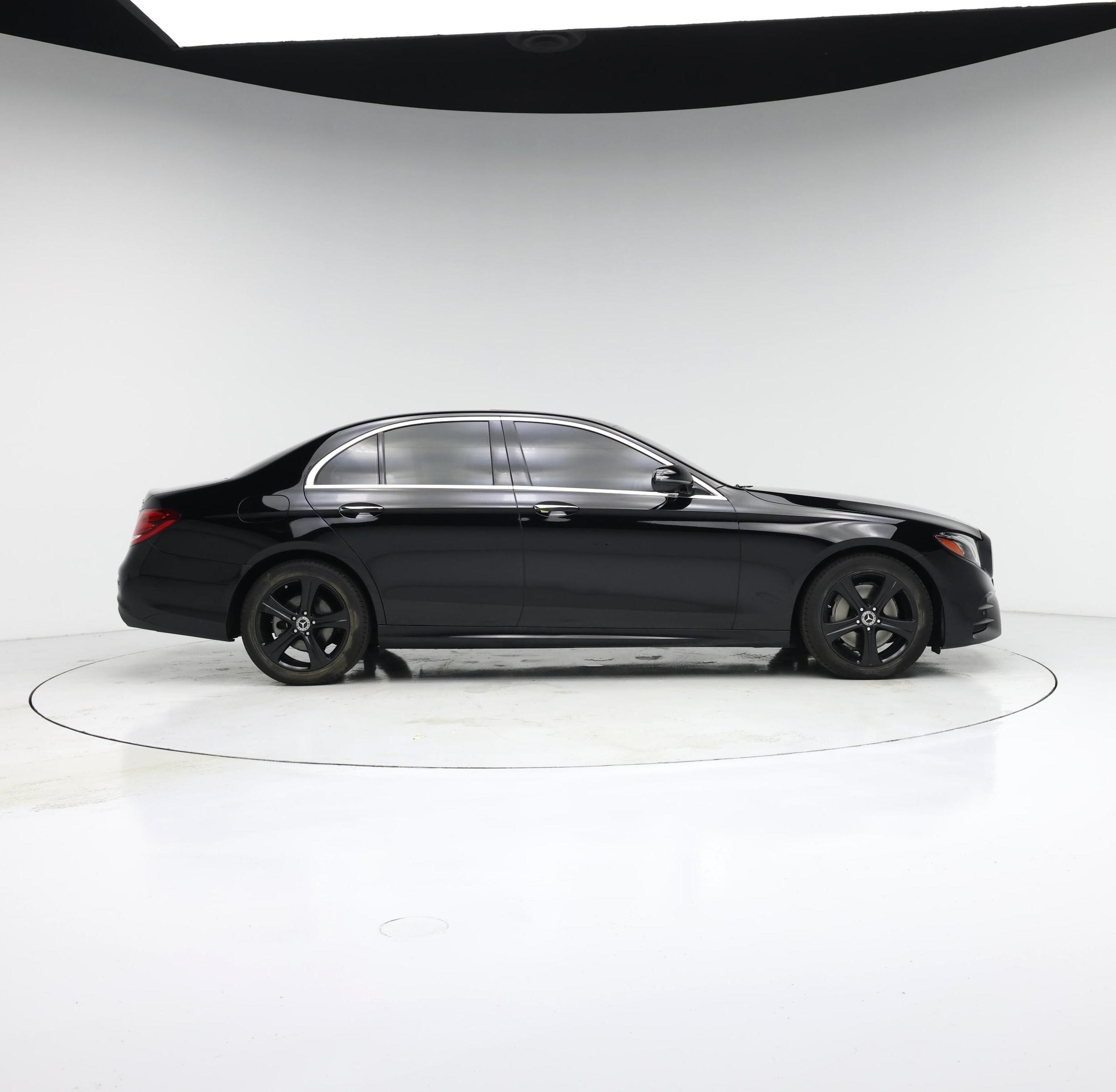 Thumbnail: 2020 Mercedes-Benz E-Class - 7