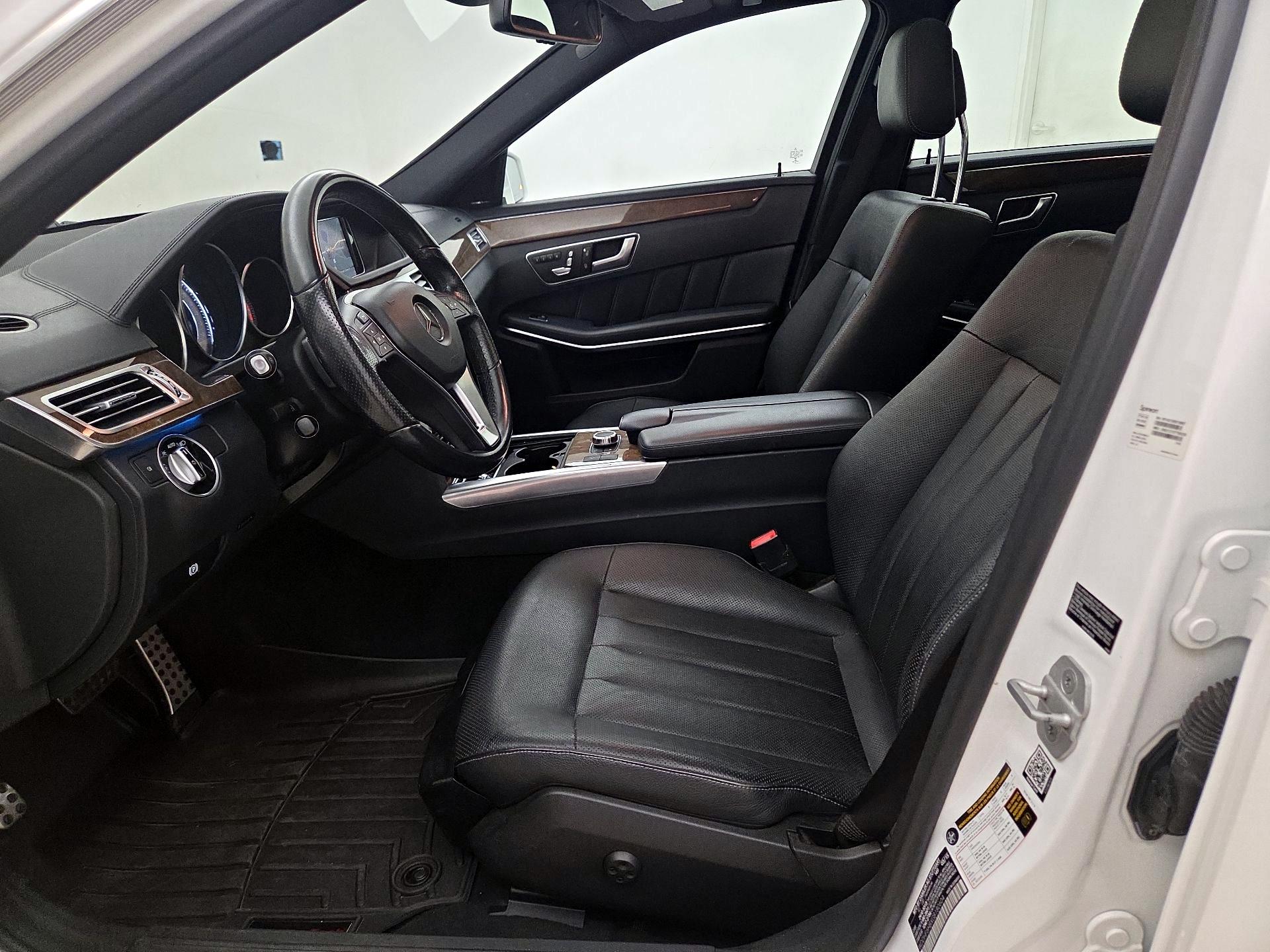 Thumbnail: 2016 Mercedes-Benz E-Class - 11