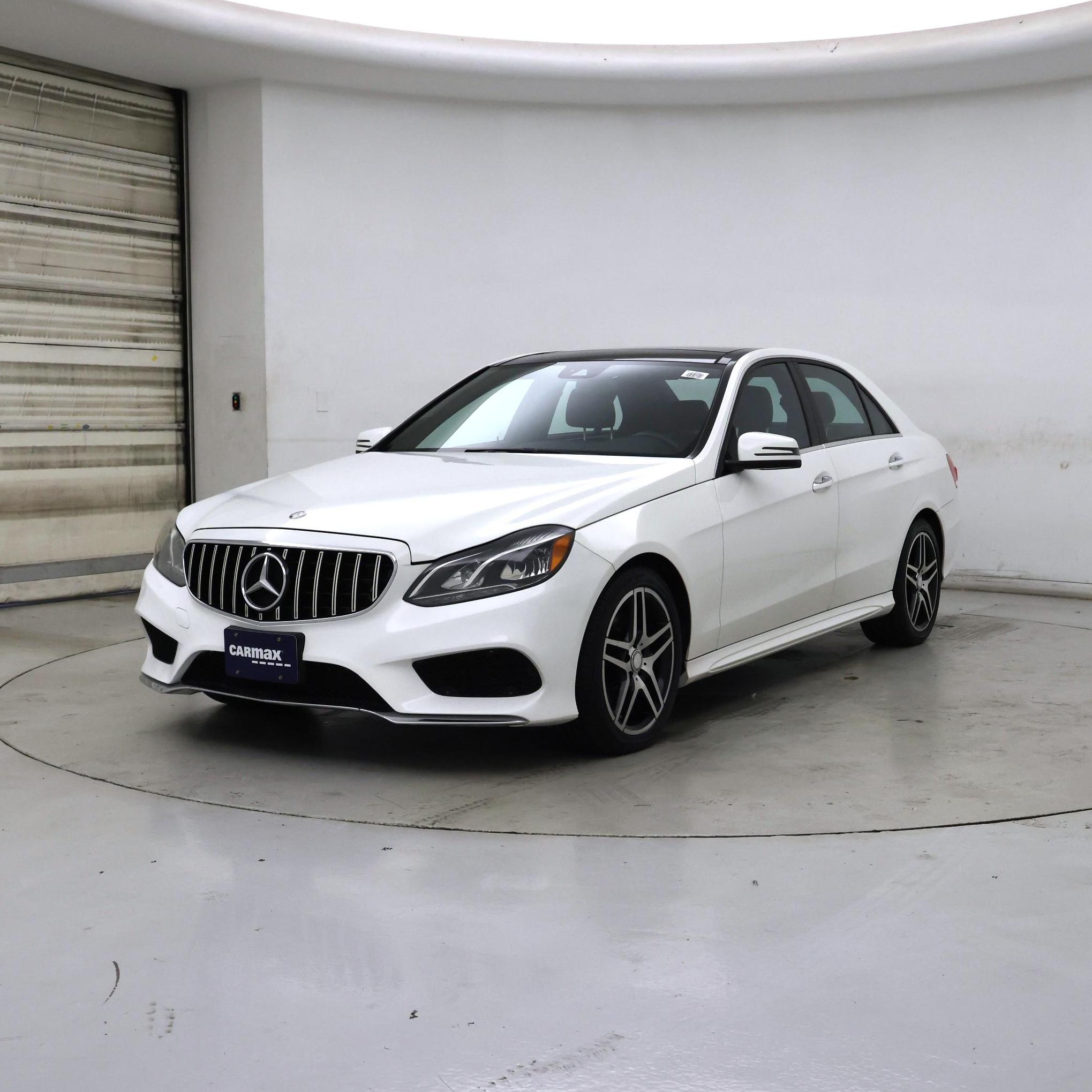 Thumbnail: 2016 Mercedes-Benz E-Class - 4