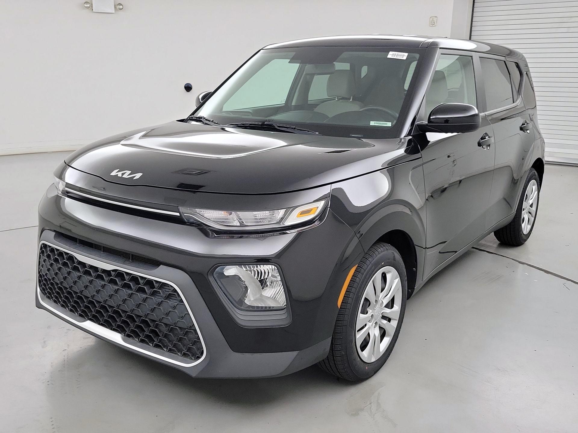 Thumbnail: 2022 Kia Soul - 3