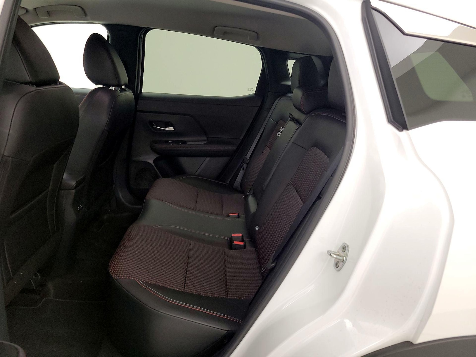 2025 Nissan Kicks SR AWD - Photo 20