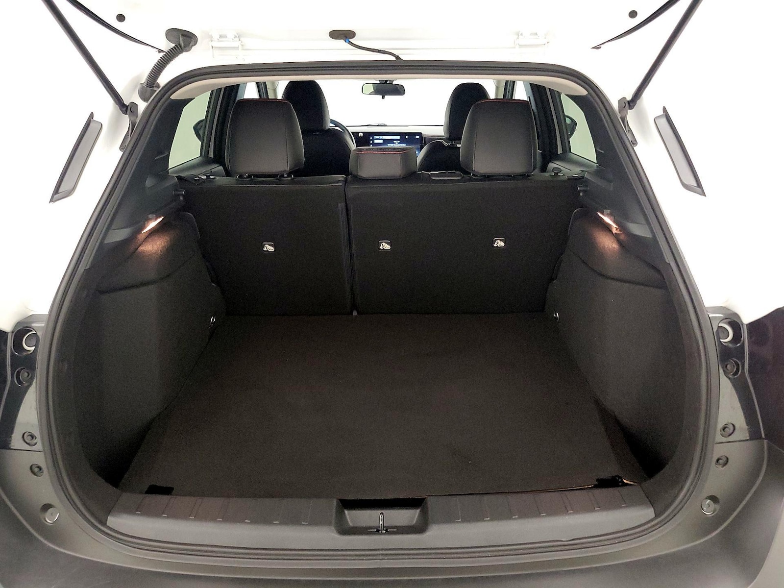 2025 Nissan Kicks SR AWD - Photo 21