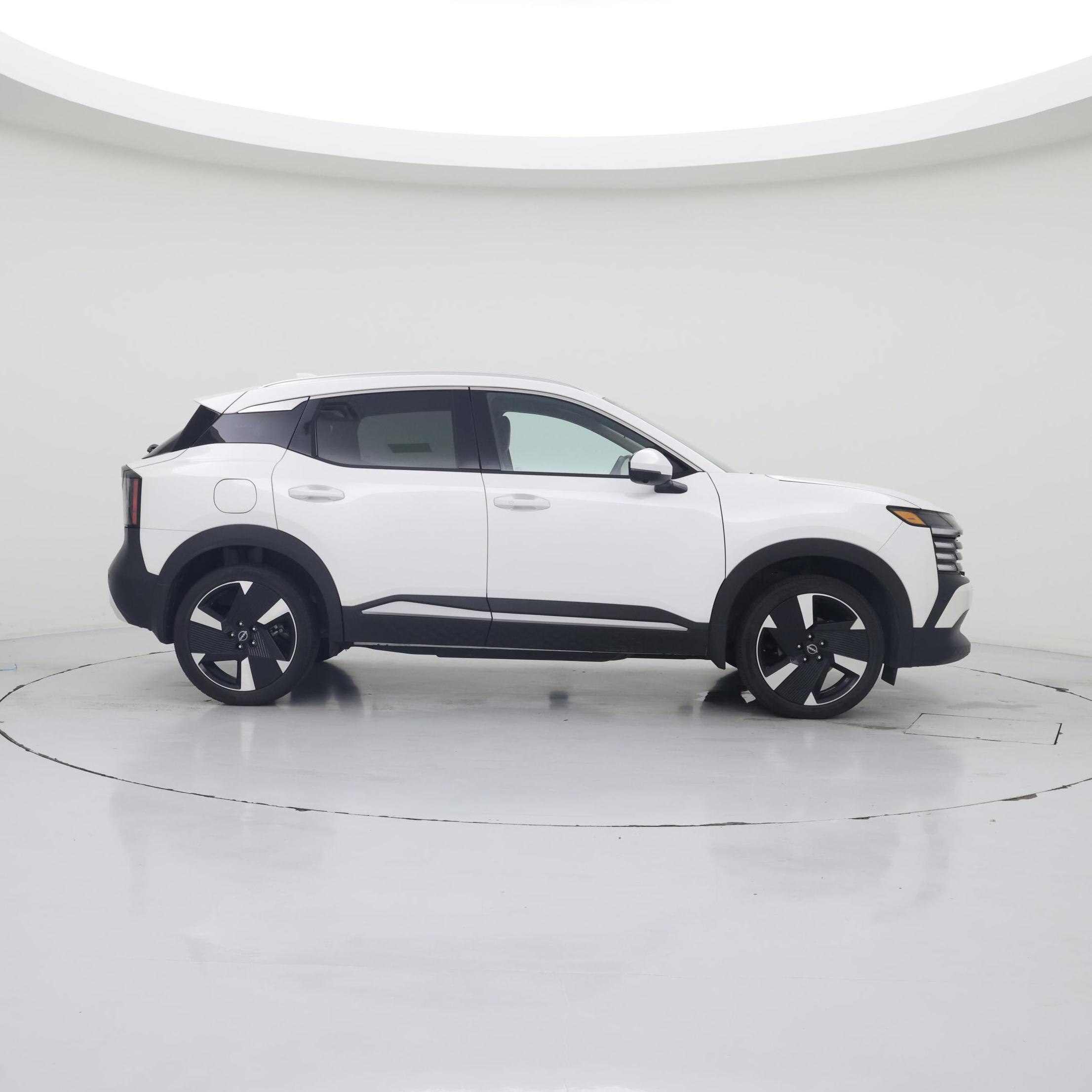 Thumbnail: 2025 Nissan Kicks - 7