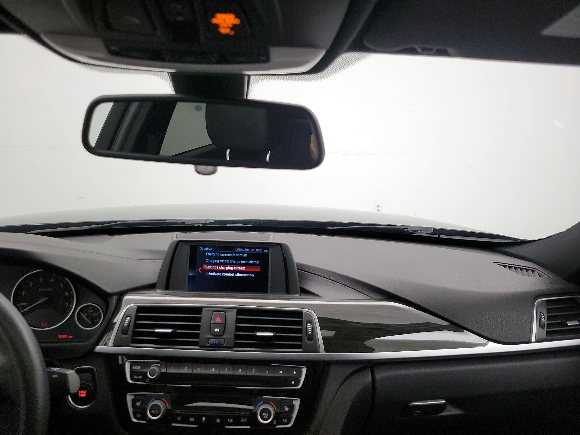 Thumbnail: 2018 BMW 3 Series - 9