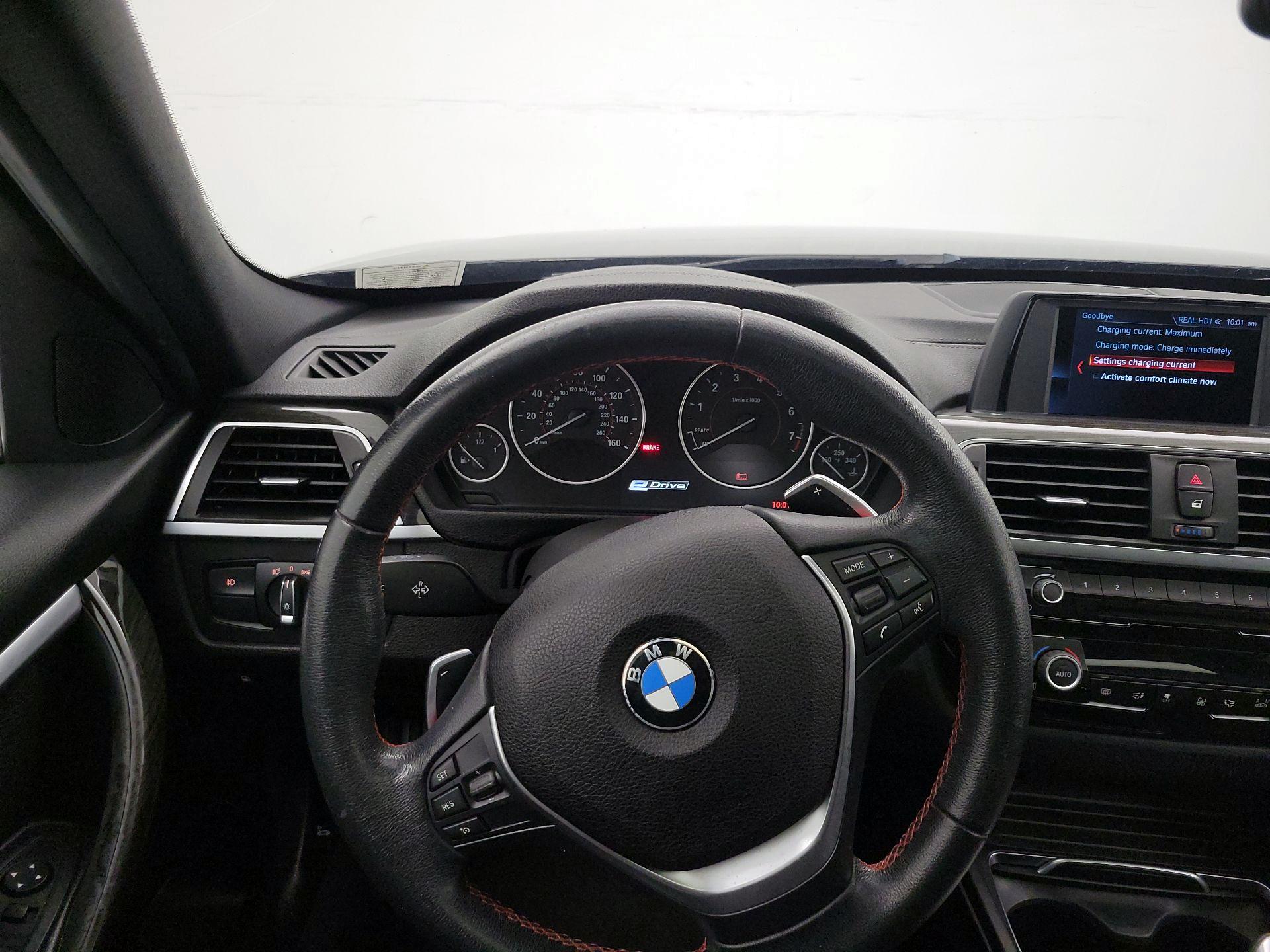 Thumbnail: 2018 BMW 3 Series - 10