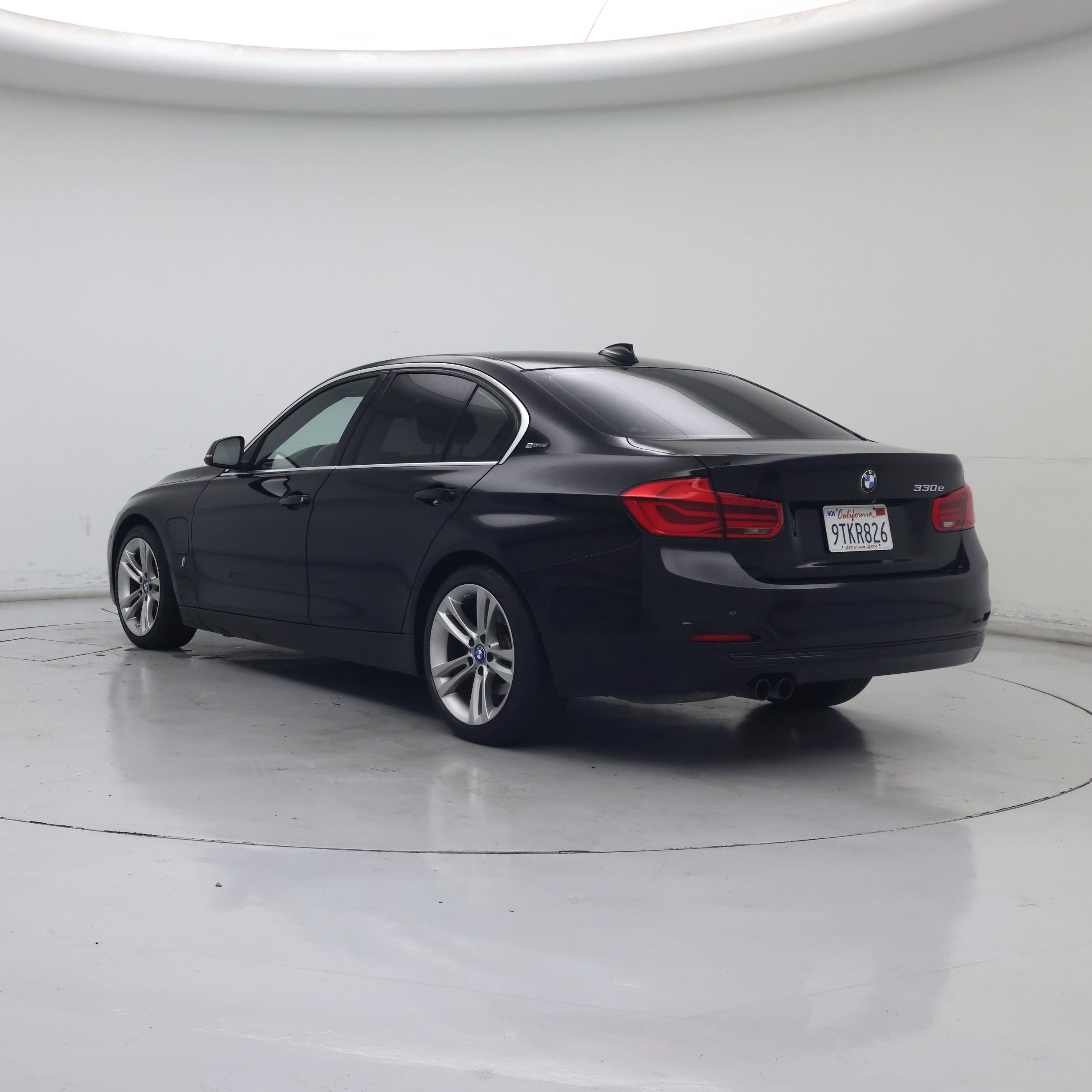 Thumbnail: 2018 BMW 3 Series - 2