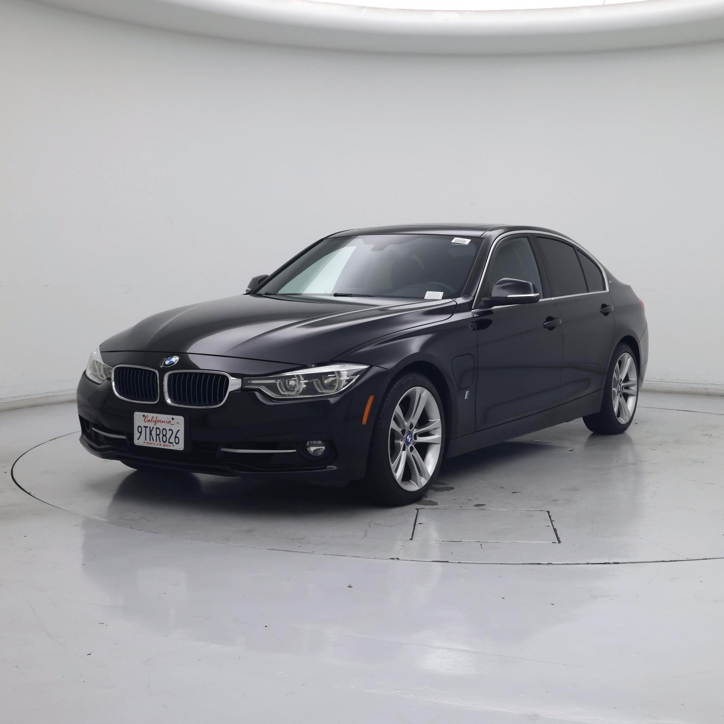 Thumbnail: 2018 BMW 3 Series - 4
