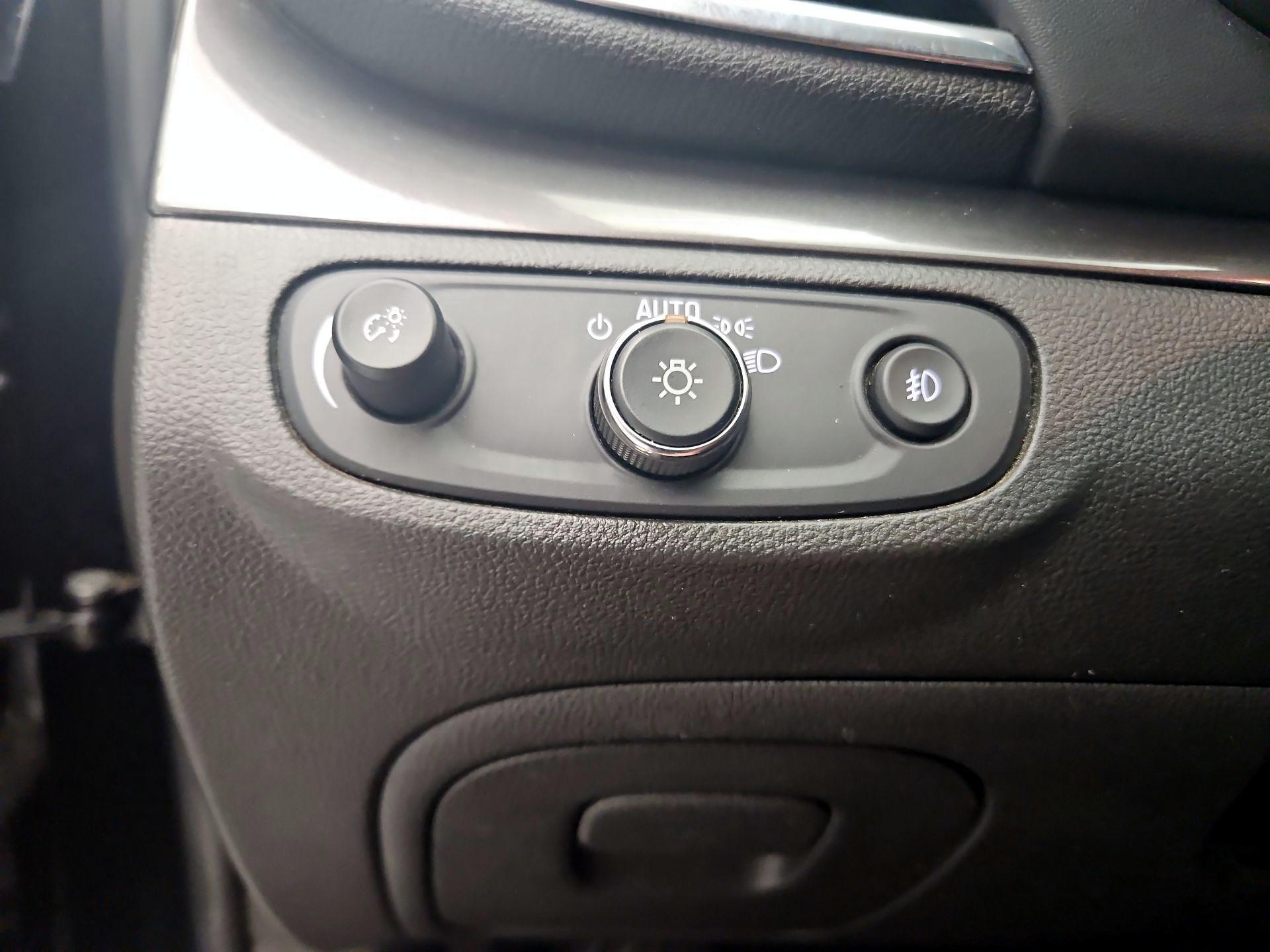 Thumbnail: 2017 Buick Encore - 13