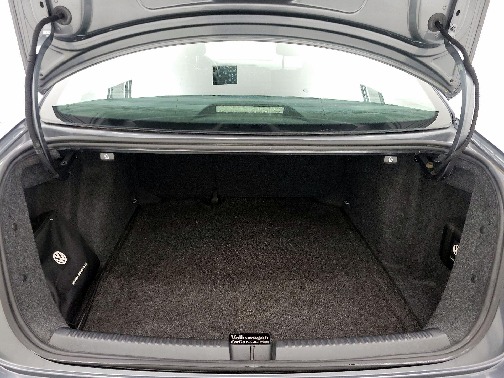 Thumbnail: 2016 Volkswagen Jetta - 20