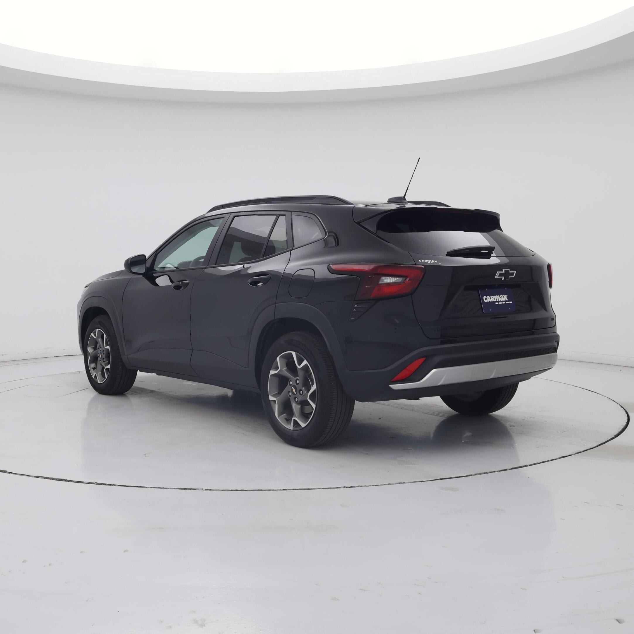 Thumbnail: 2026 Chevrolet Trax - 2