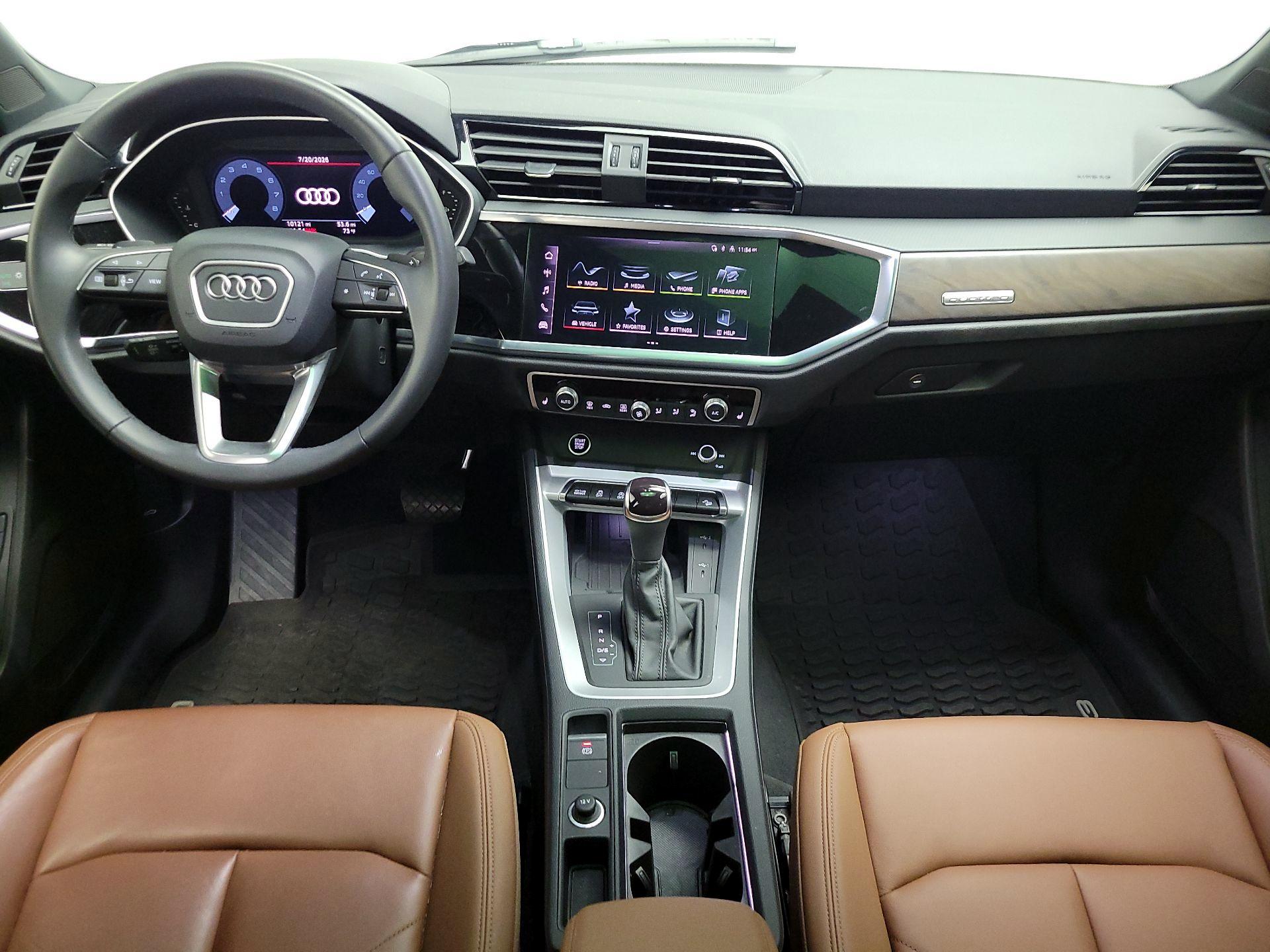 Thumbnail: 2025 Audi Q3 - 9